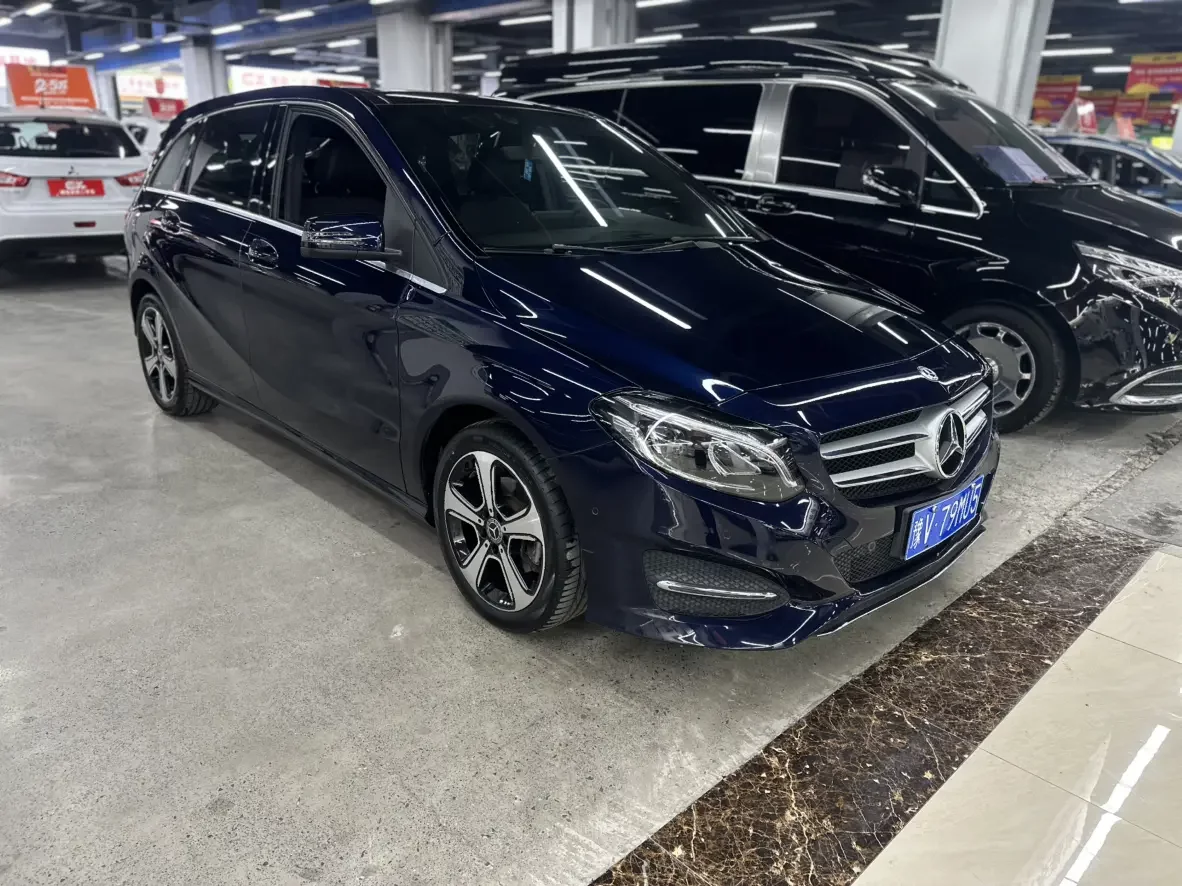 Mercedes-Benz B Class