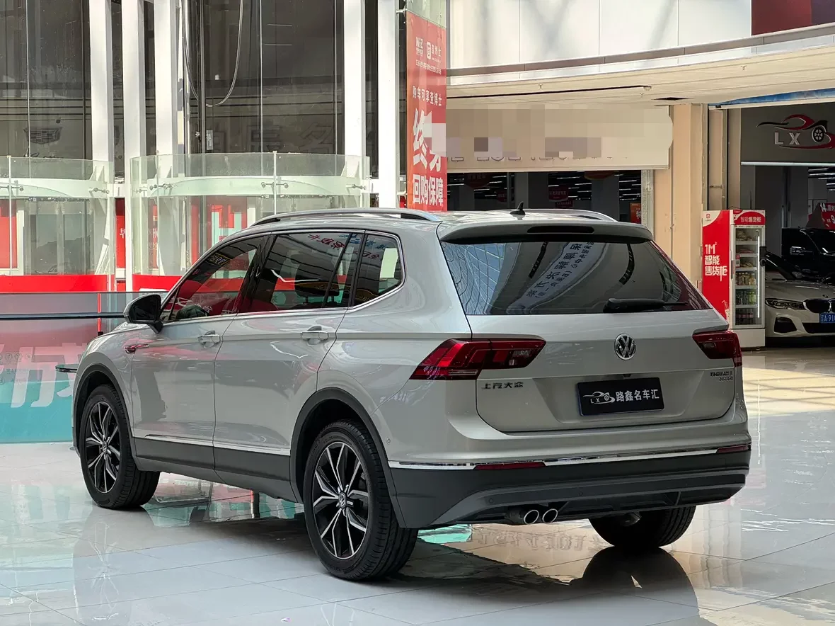 Volkswagen Tiguan L