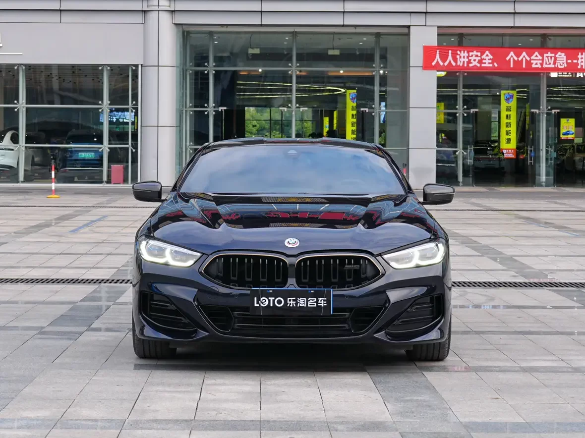 BMW 8 Series