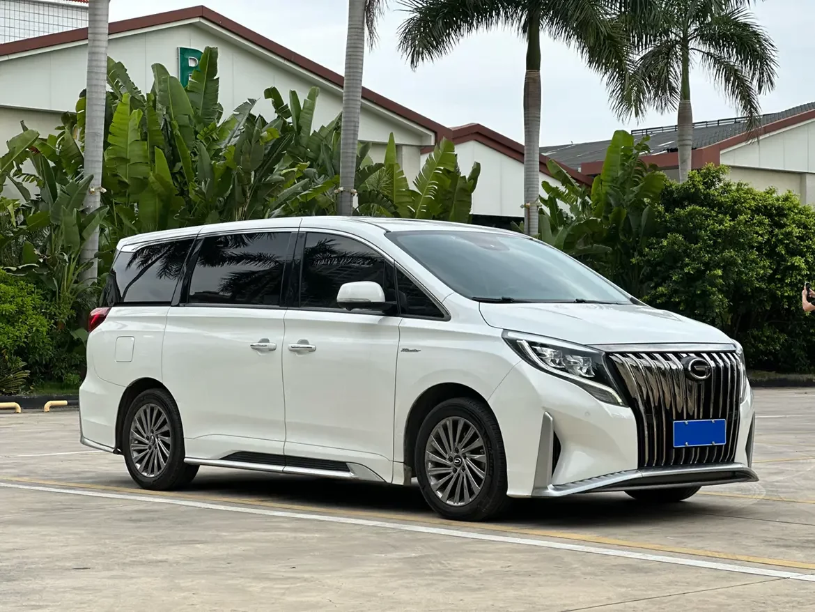 GAC Trumpchi M8