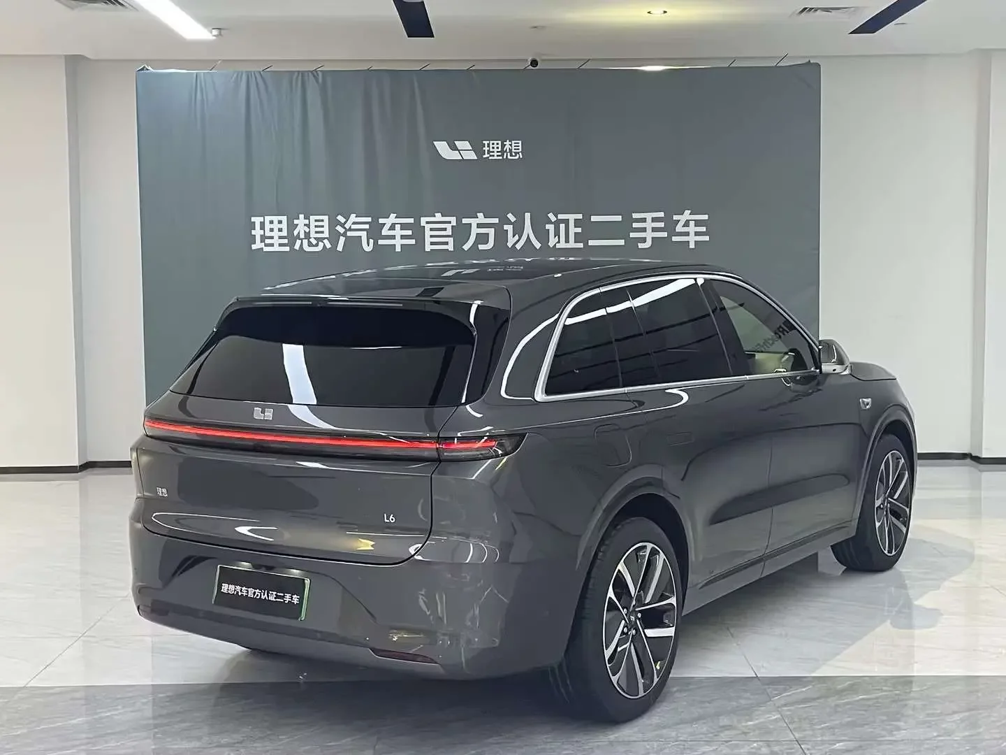 Lixiang L6