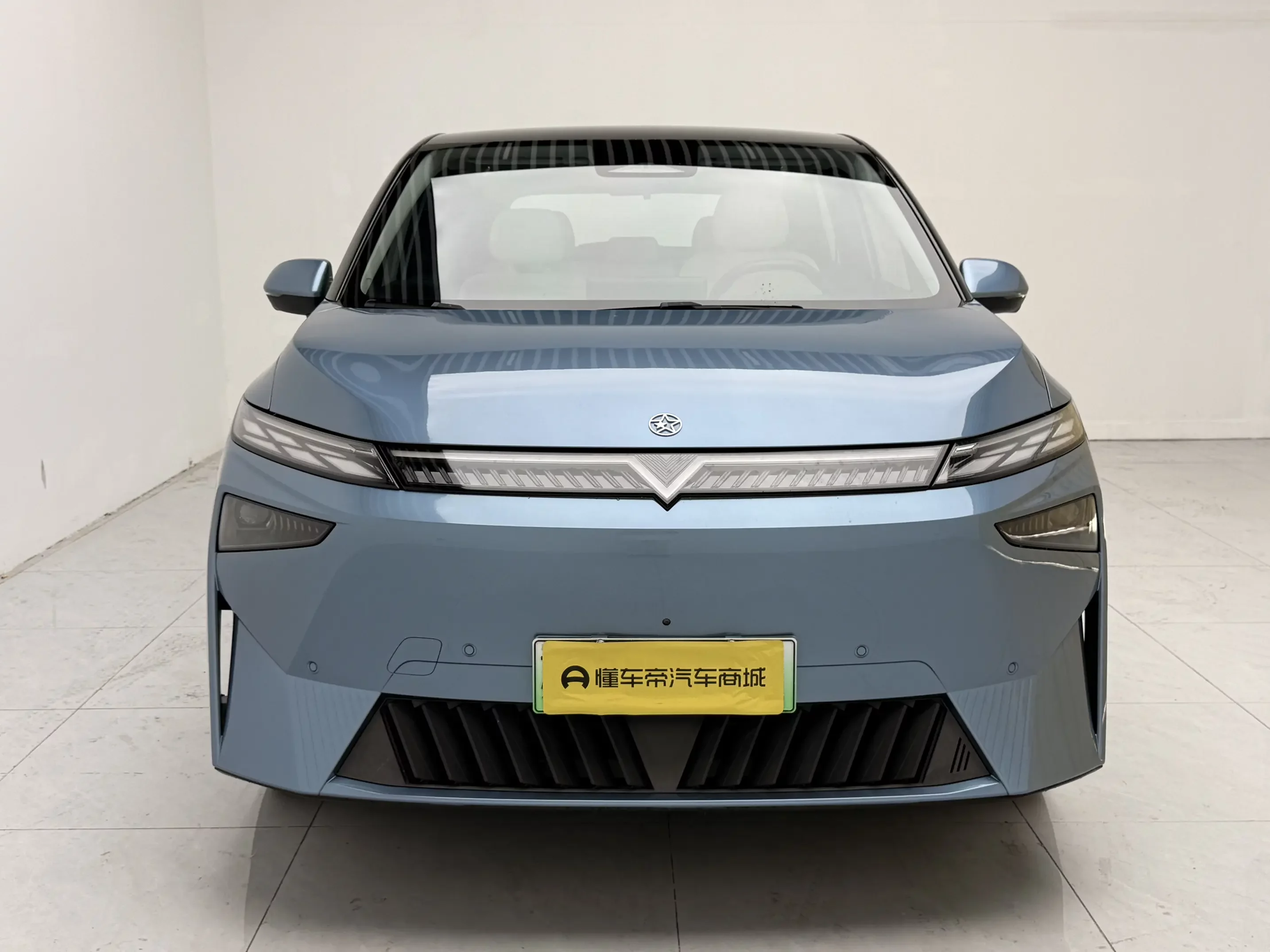 Kai Chen Venucia VX6