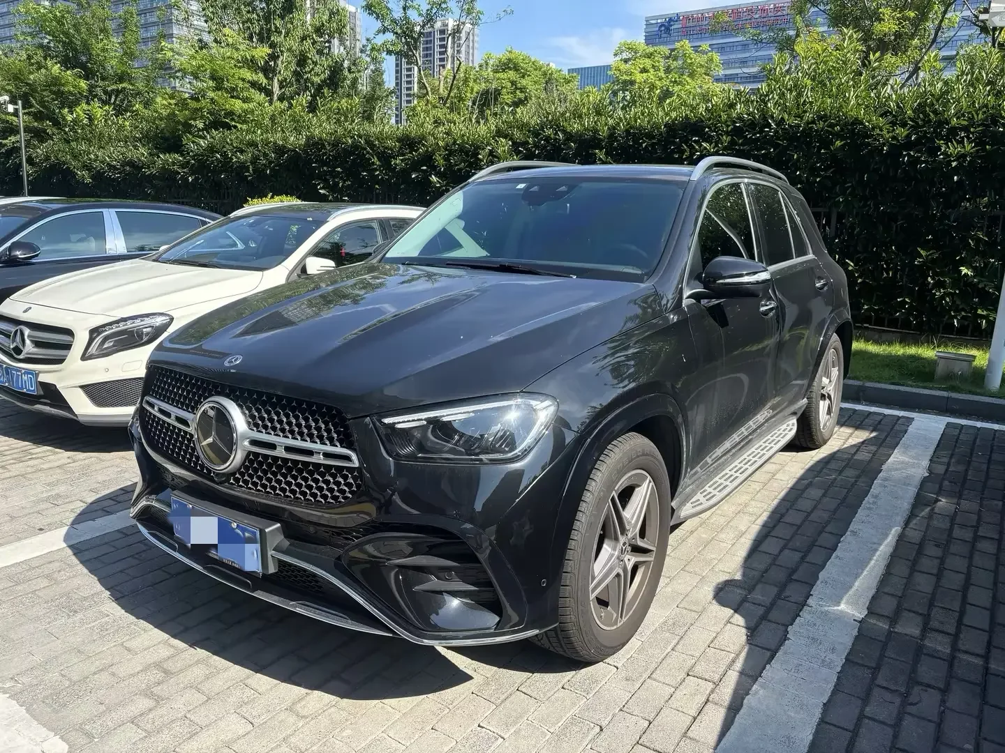 Mercedes-Benz GLE (Imported)