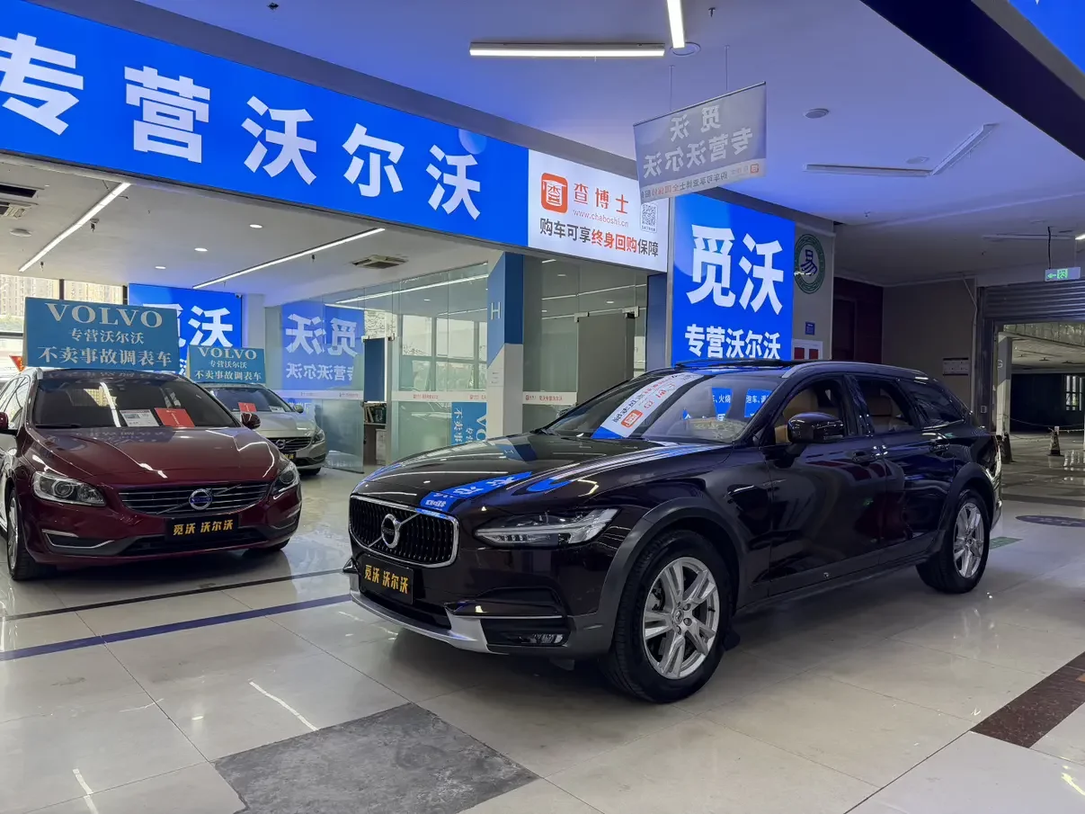 Volvo V90