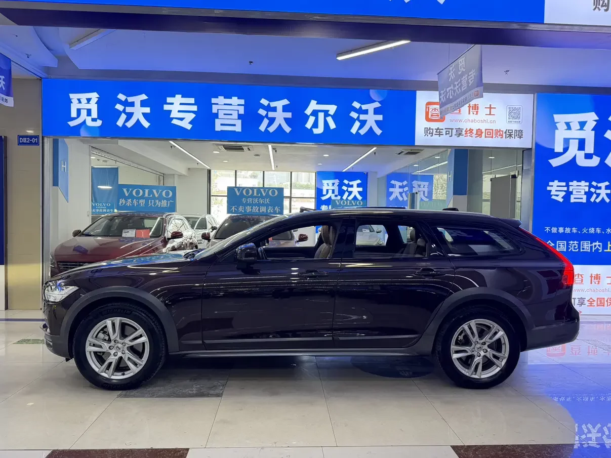 Volvo V90