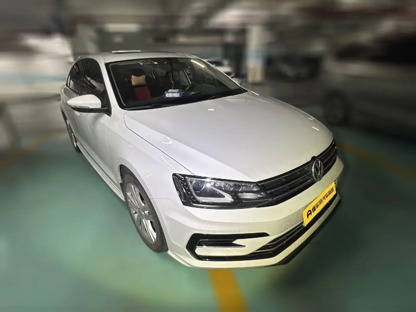 Volkswagen Sagitar