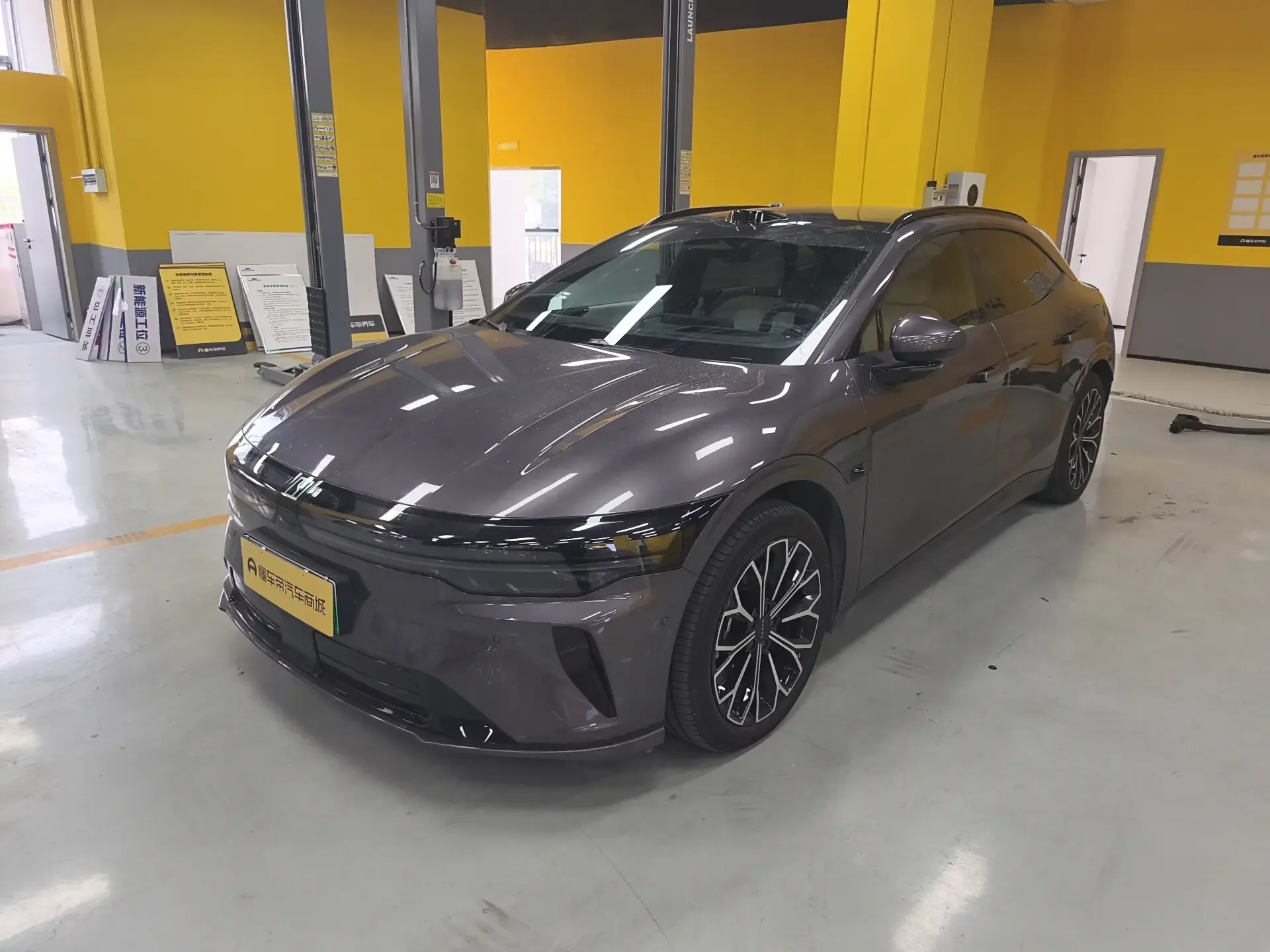 ZEEKR 007GT