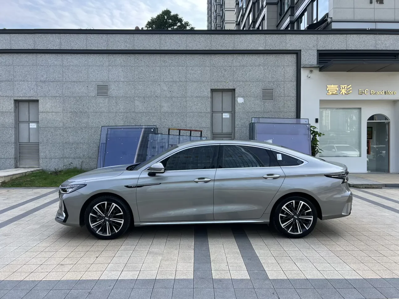 Chery Arrizo 8