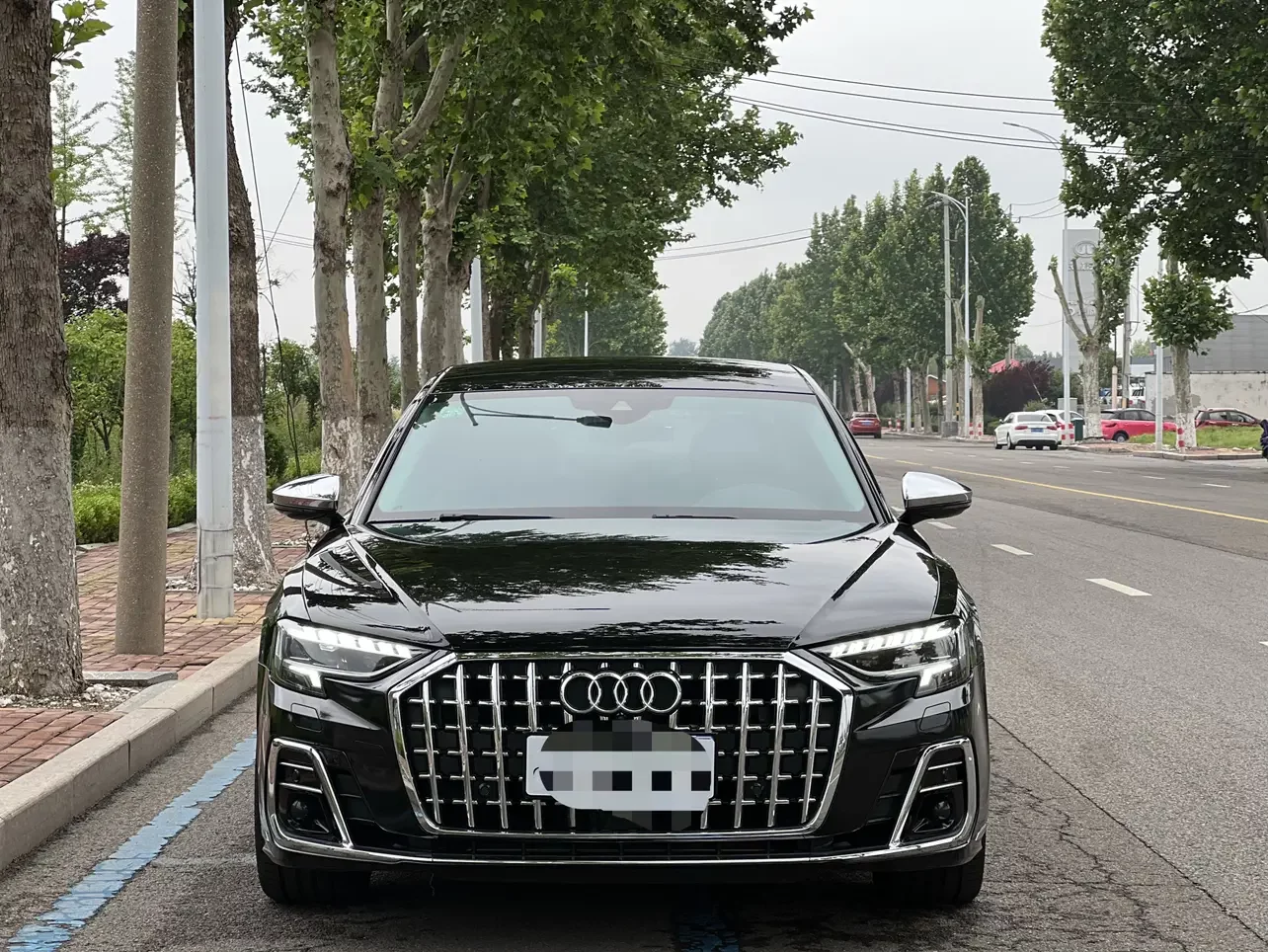 Audi A8