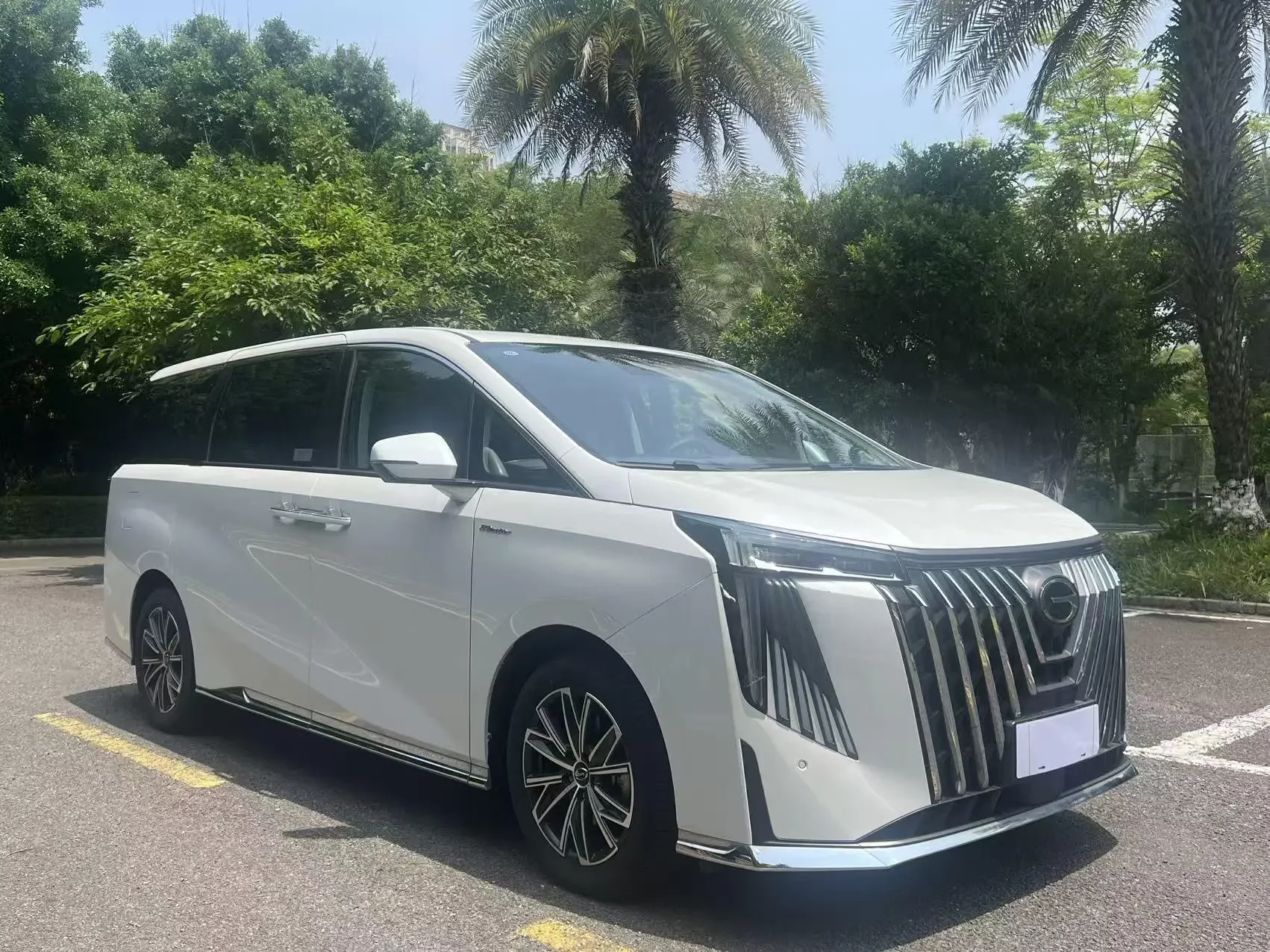 GAC Trumpchi M8
