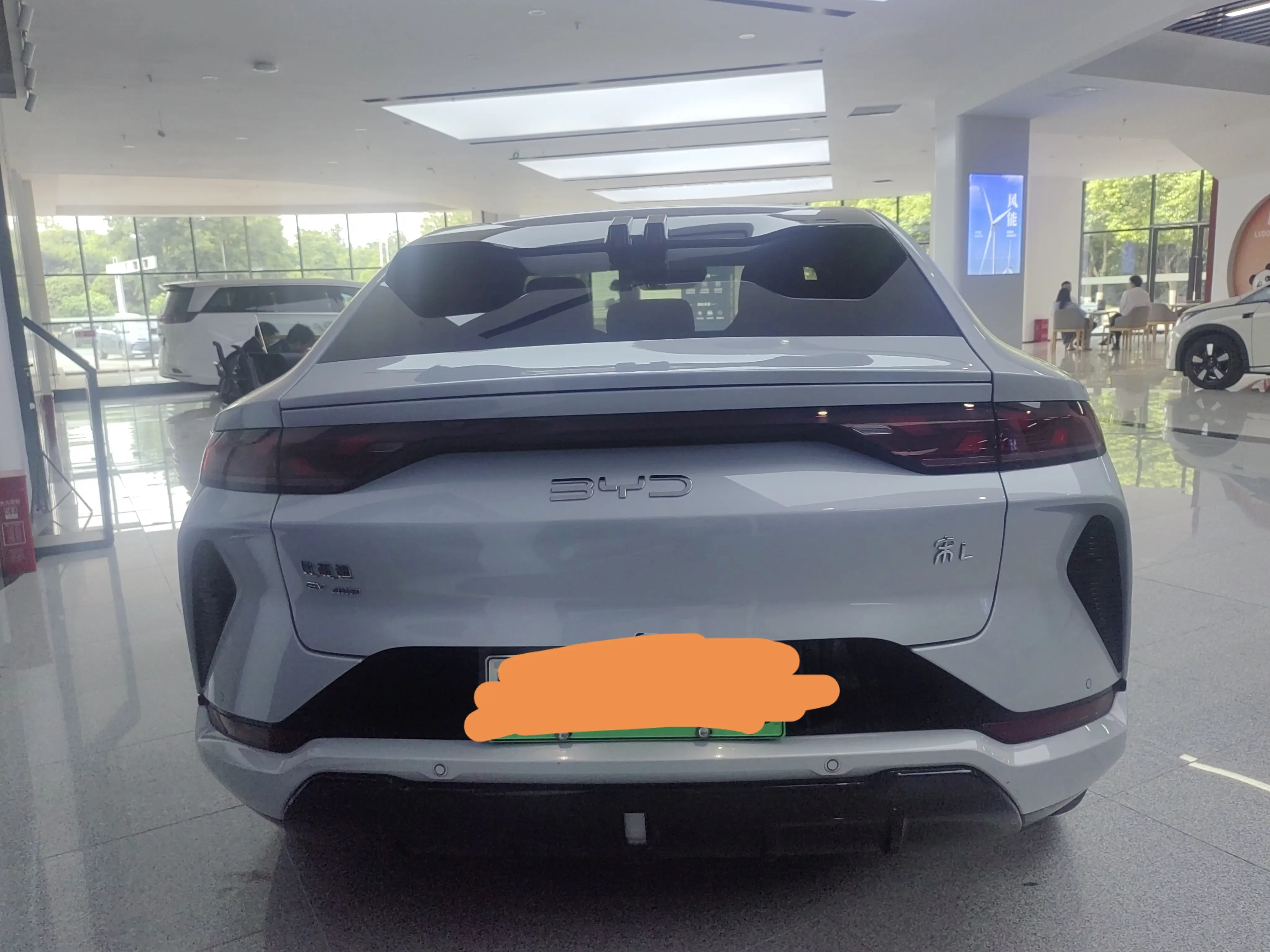 BYD Song L EV