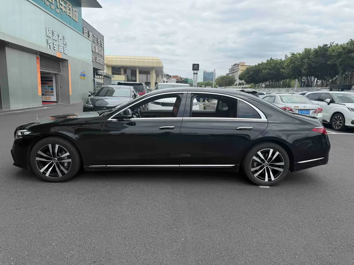 Mercedes-Benz S Class