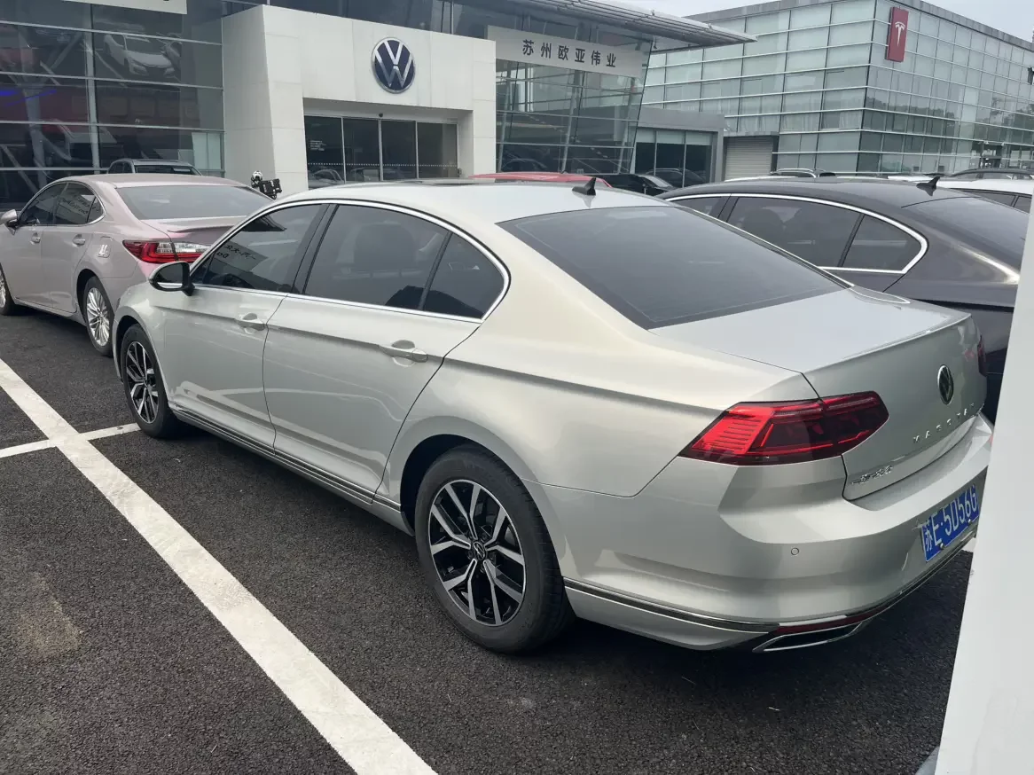 Volkswagen Magotan