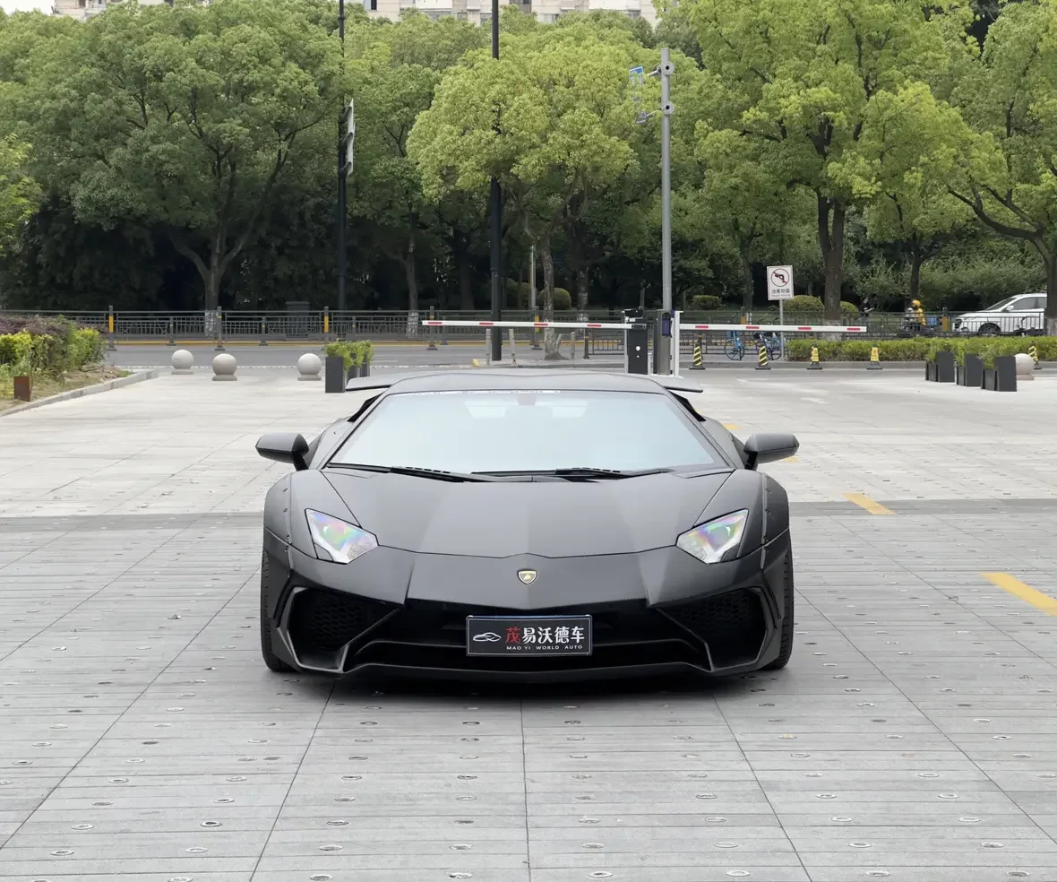 Lamborghini Aventador