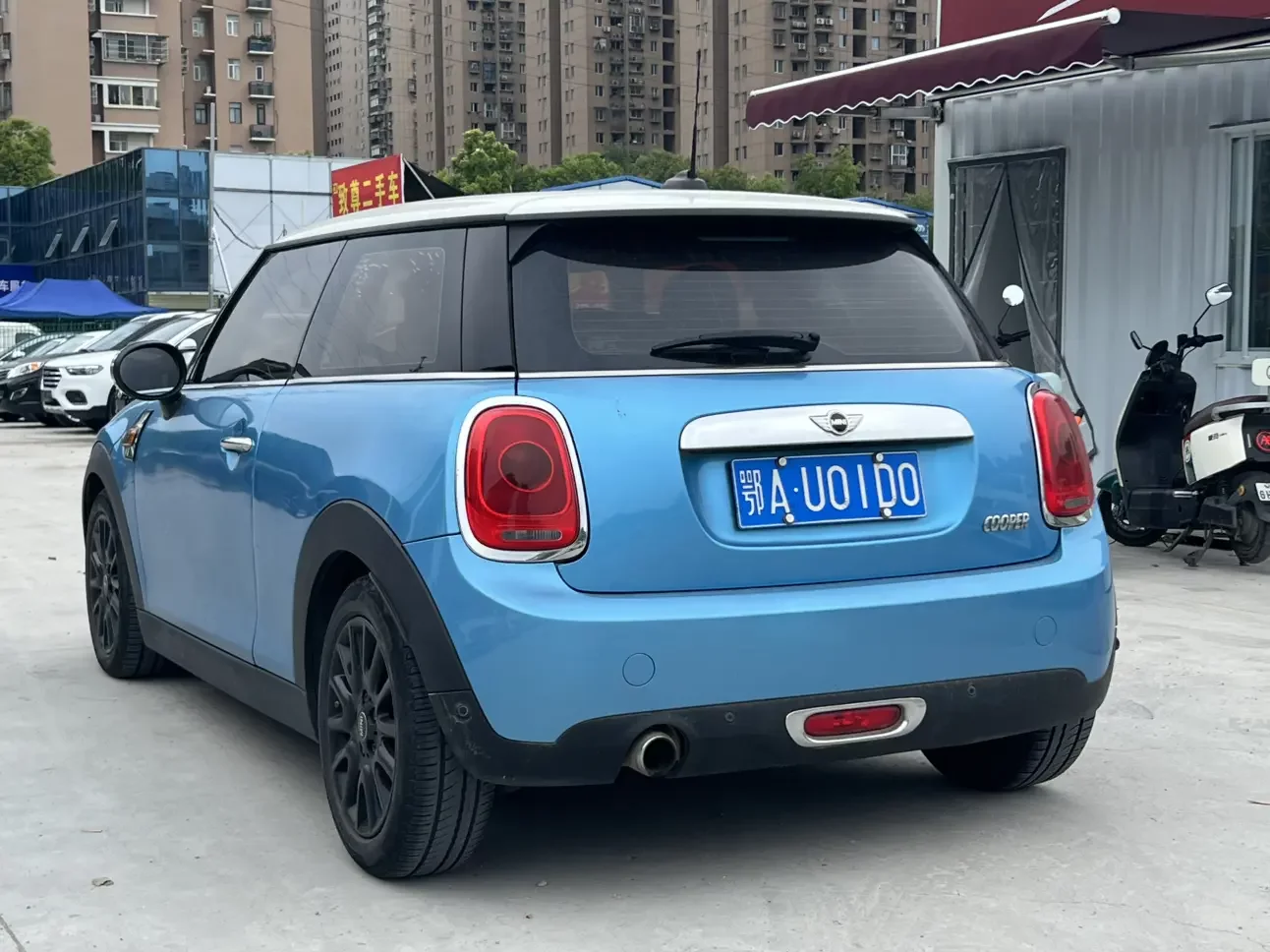 MINI 