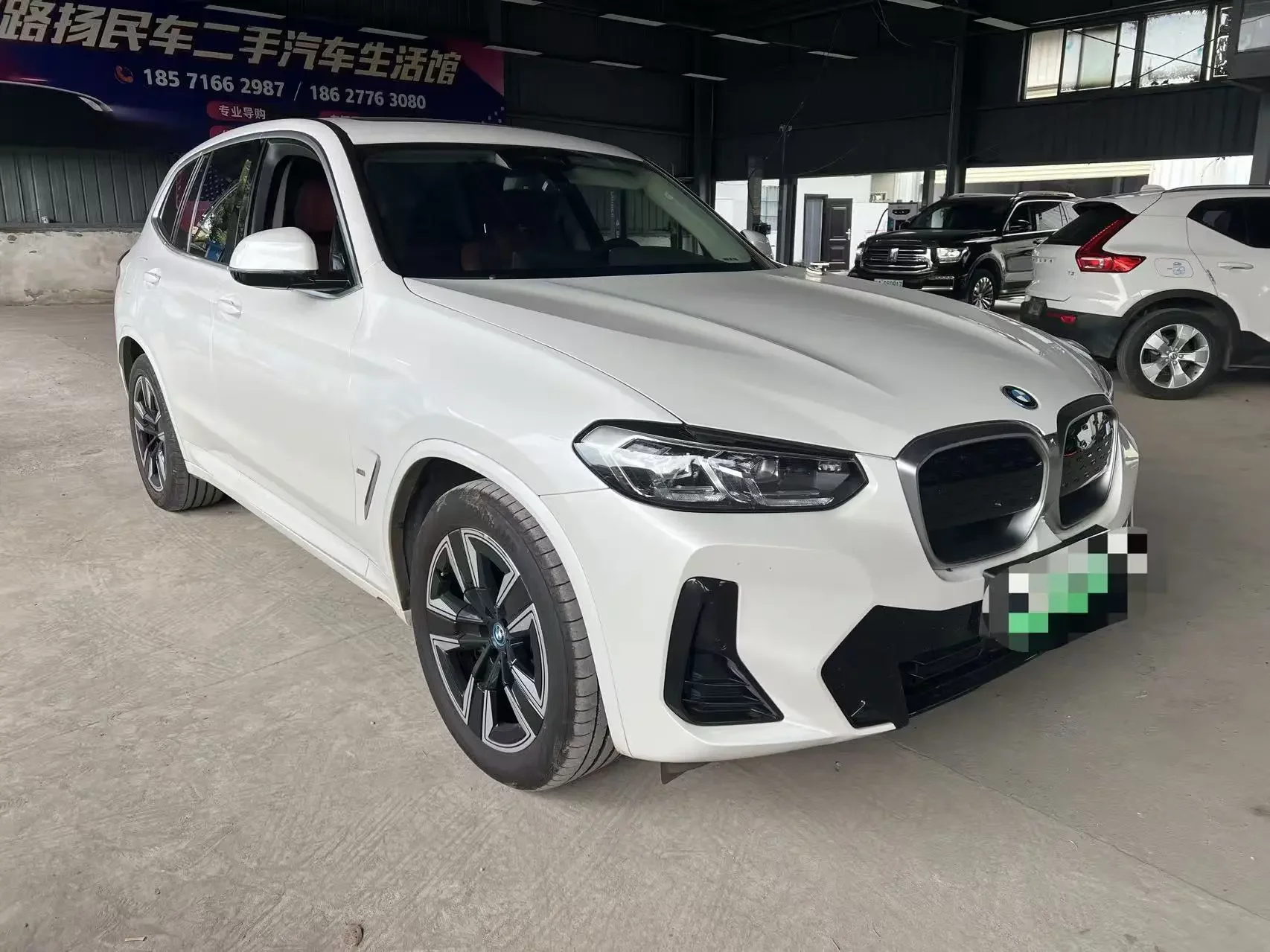 BMW iX3