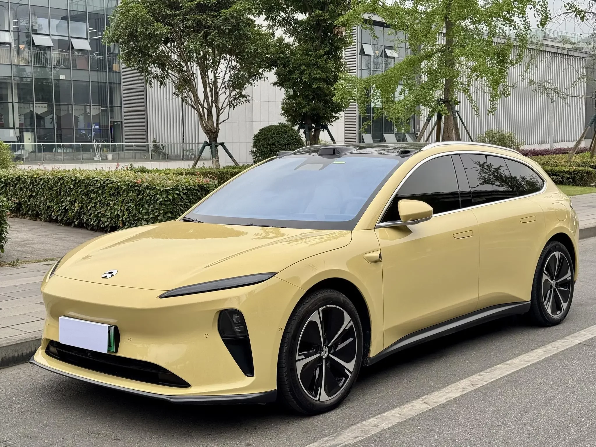 NIO ET5T  из Китая