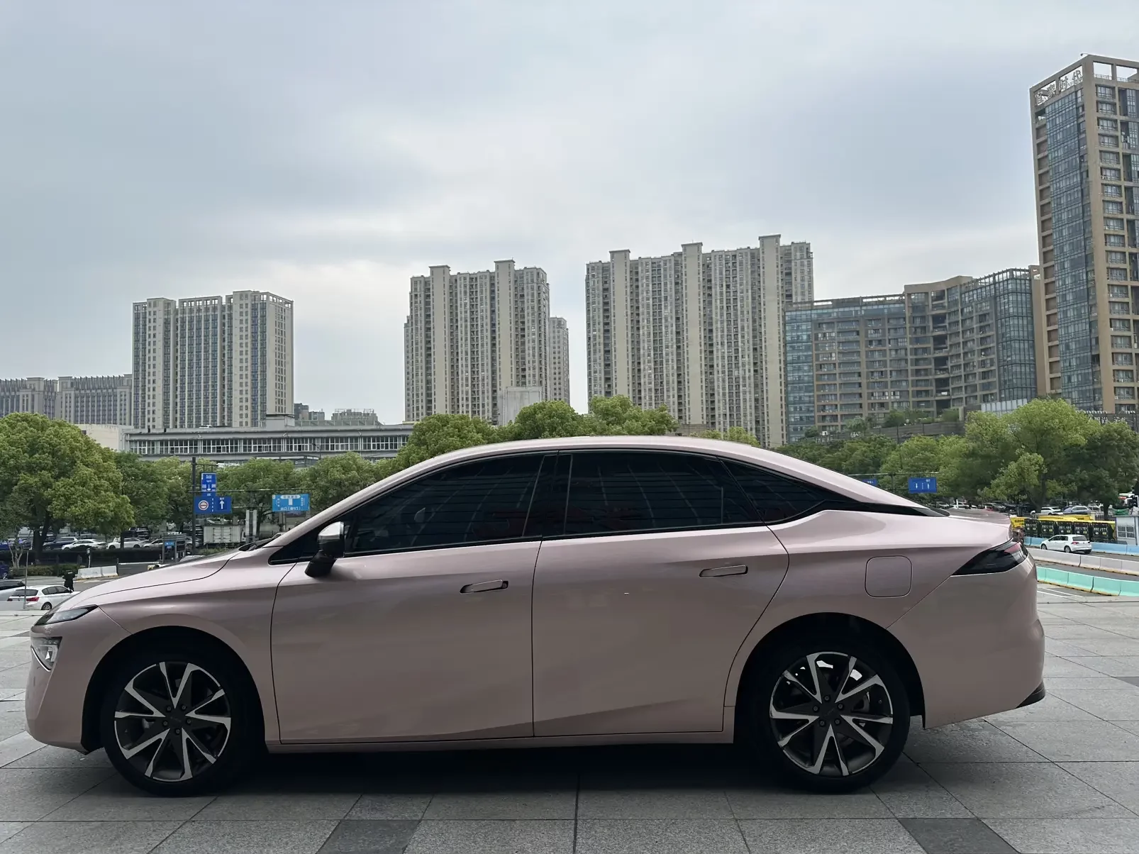 GAC AION S