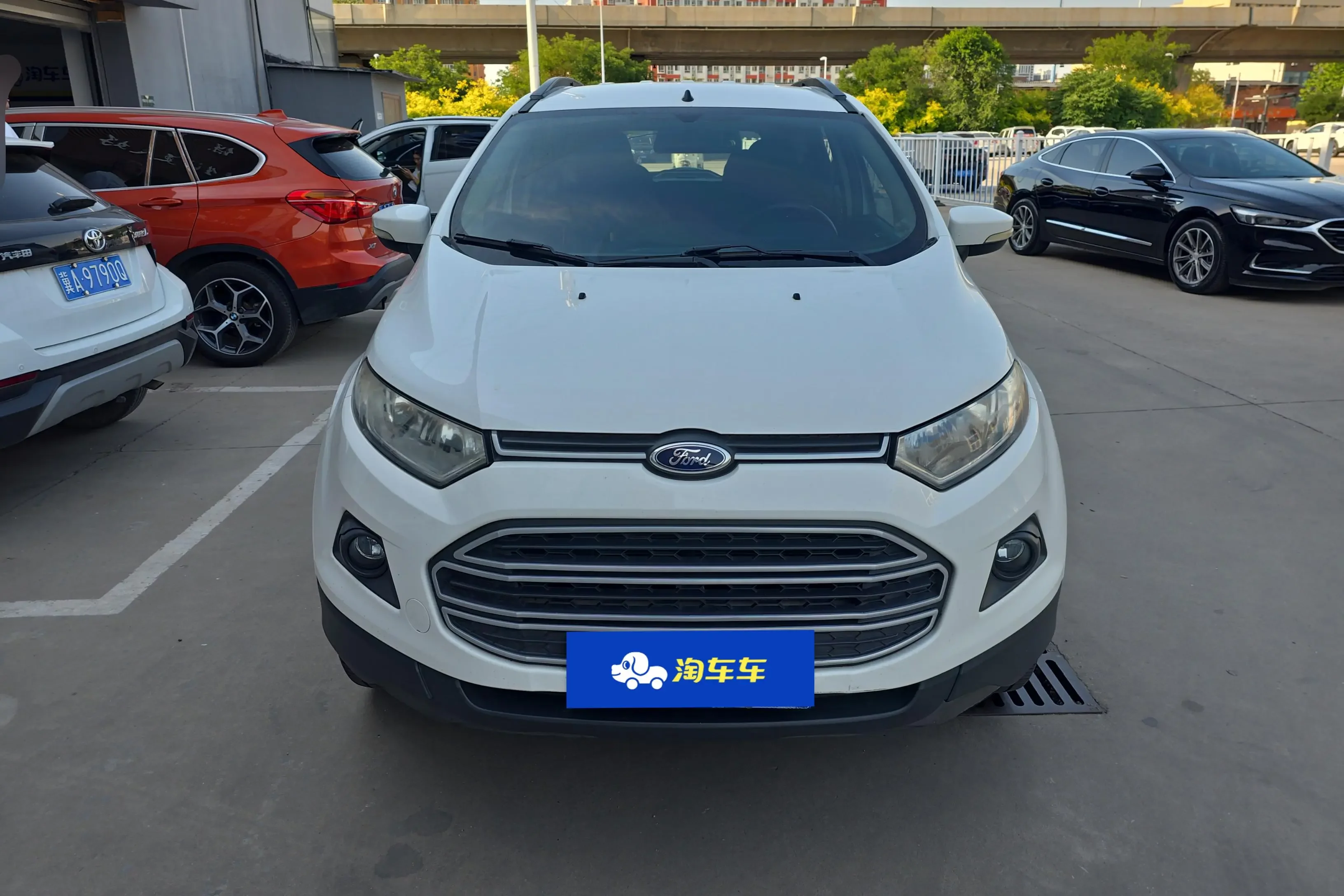 Ford Yibo