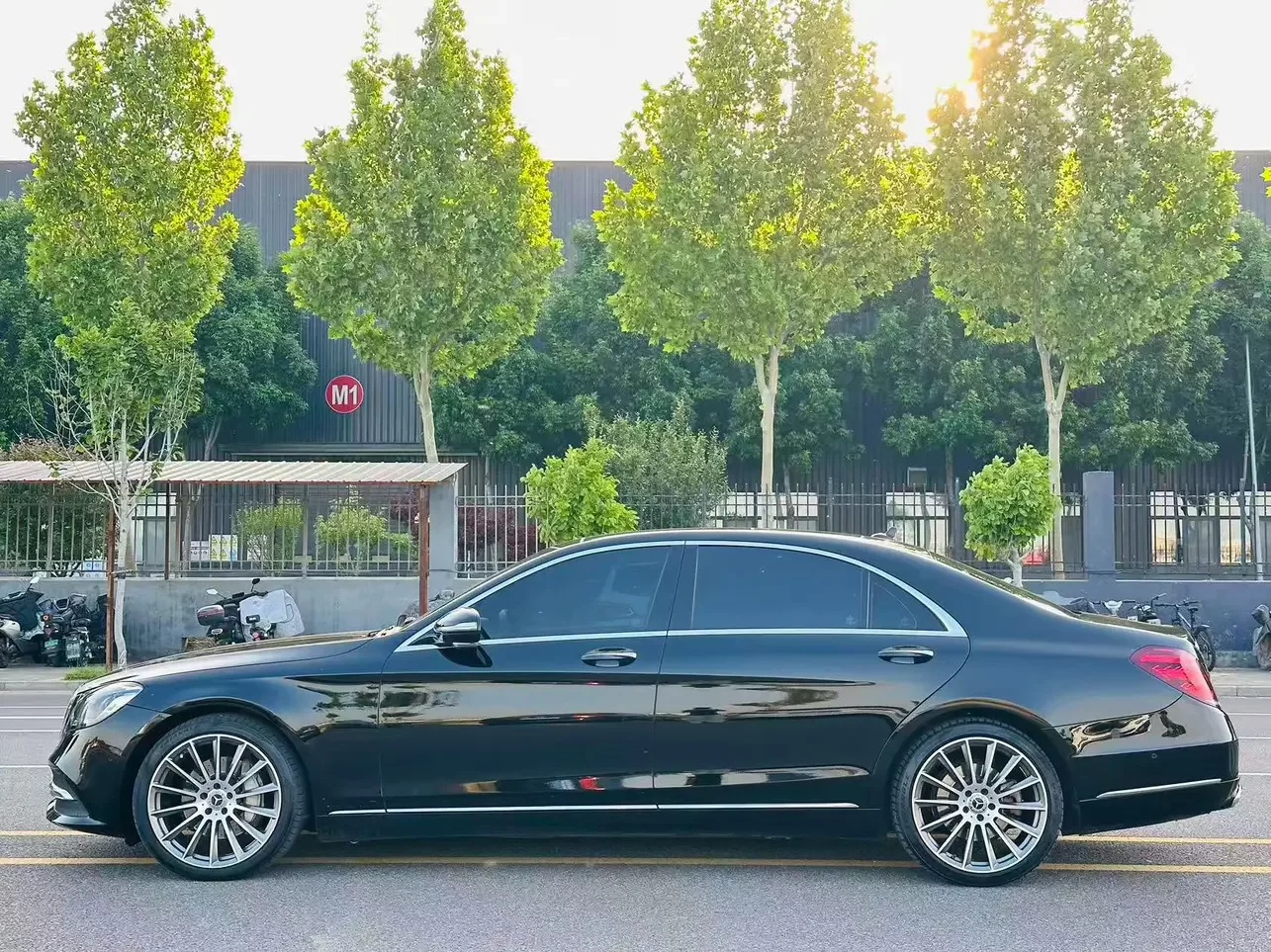 Mercedes-Benz S Class