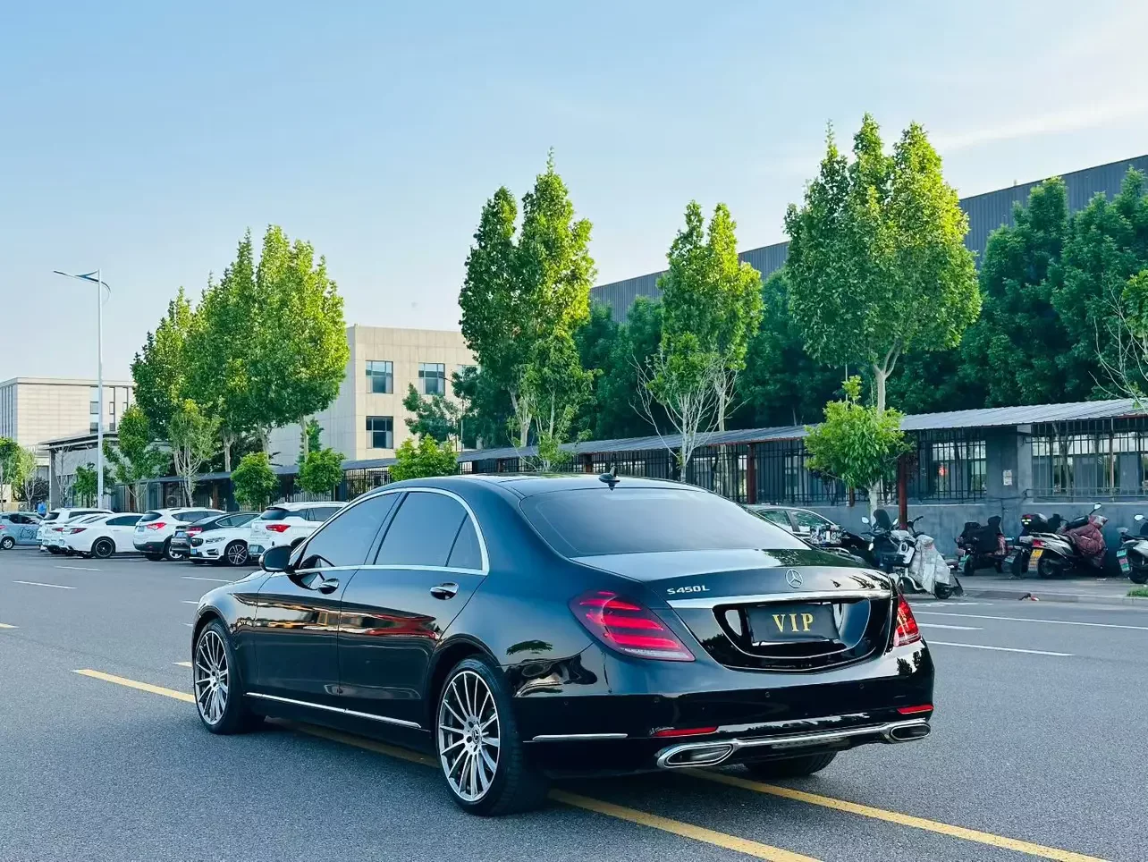 Mercedes-Benz S Class