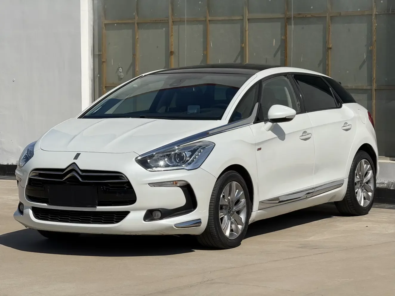 DS 5