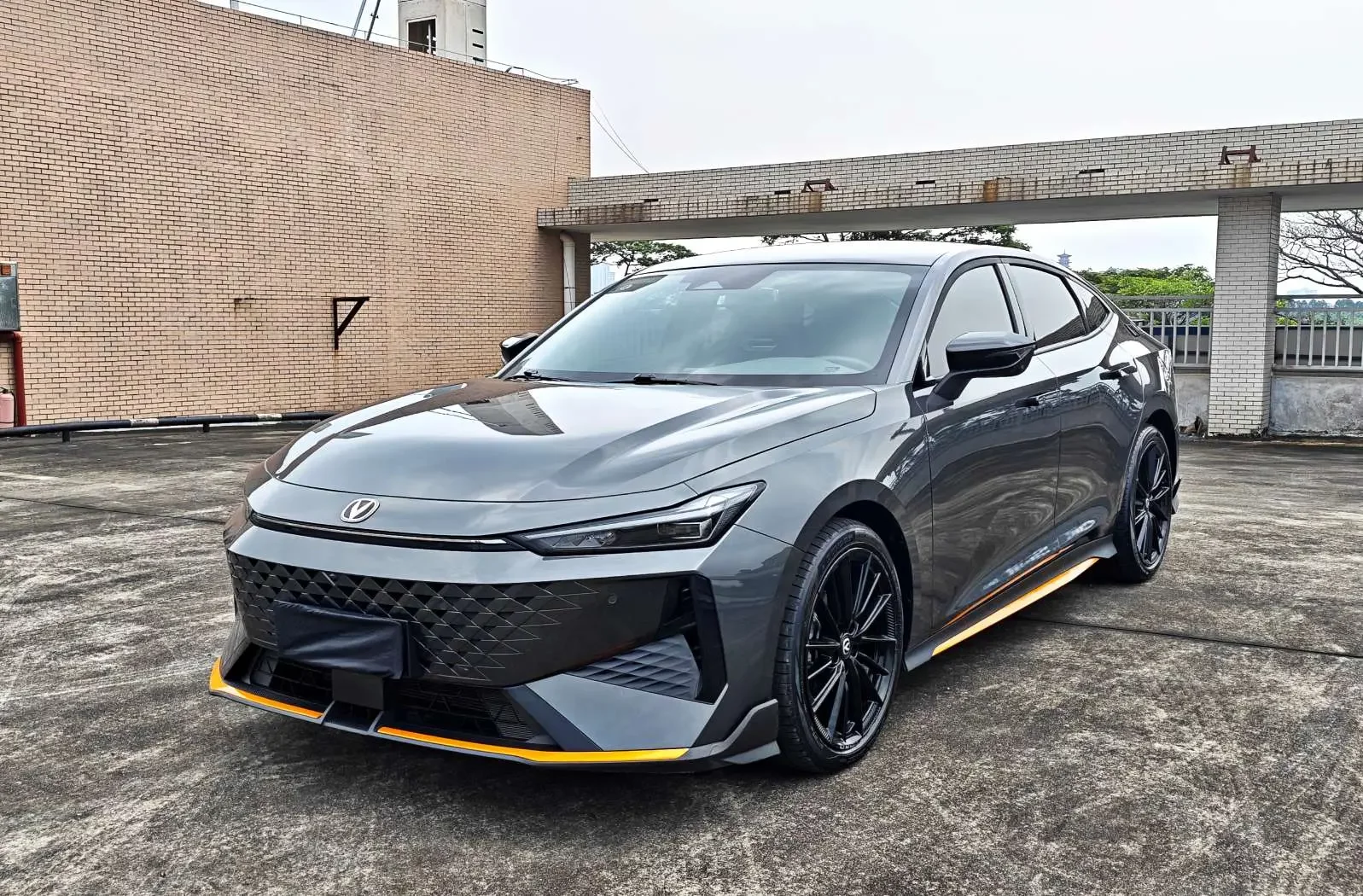 Changan UNI-V