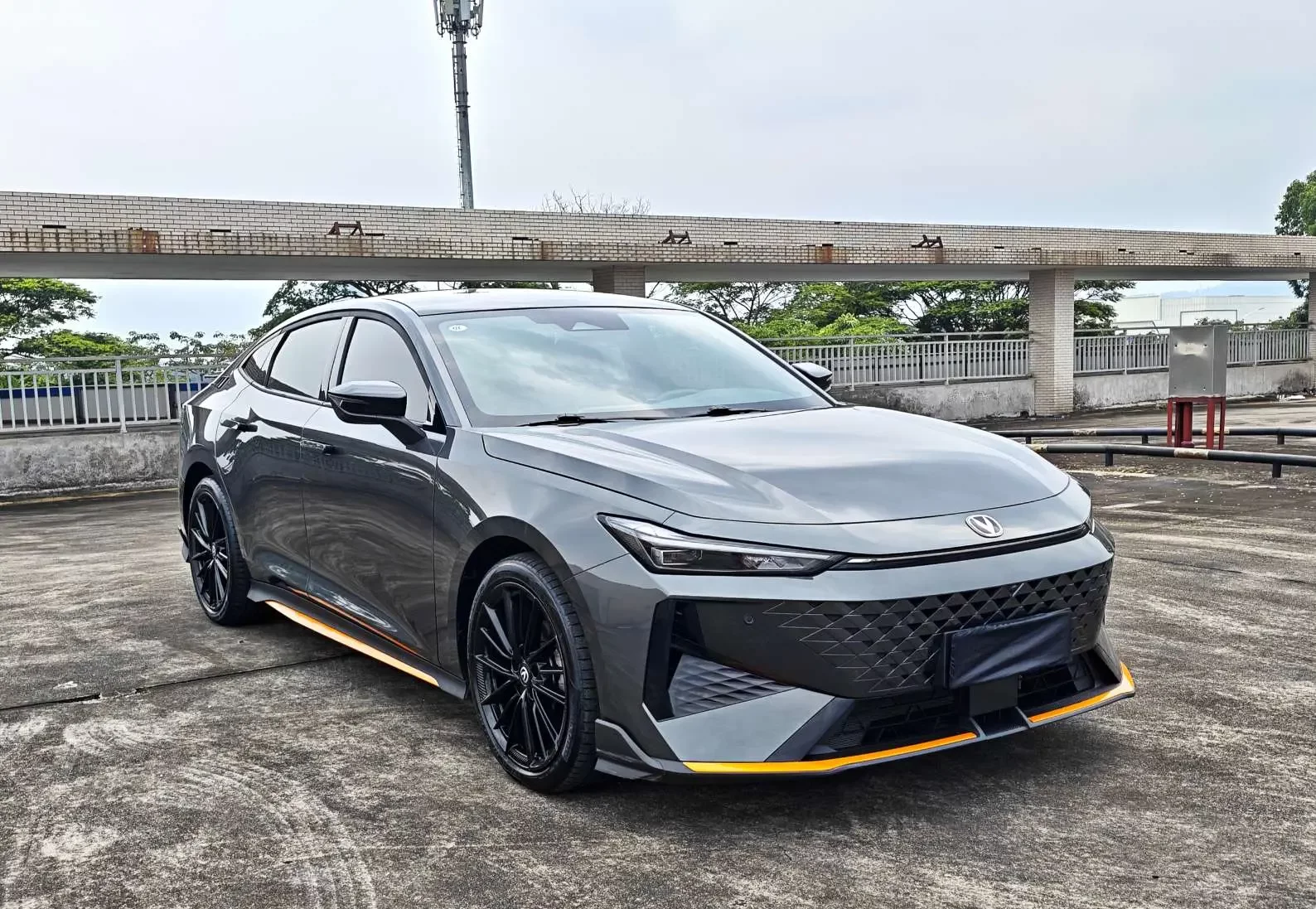 Changan UNI-V