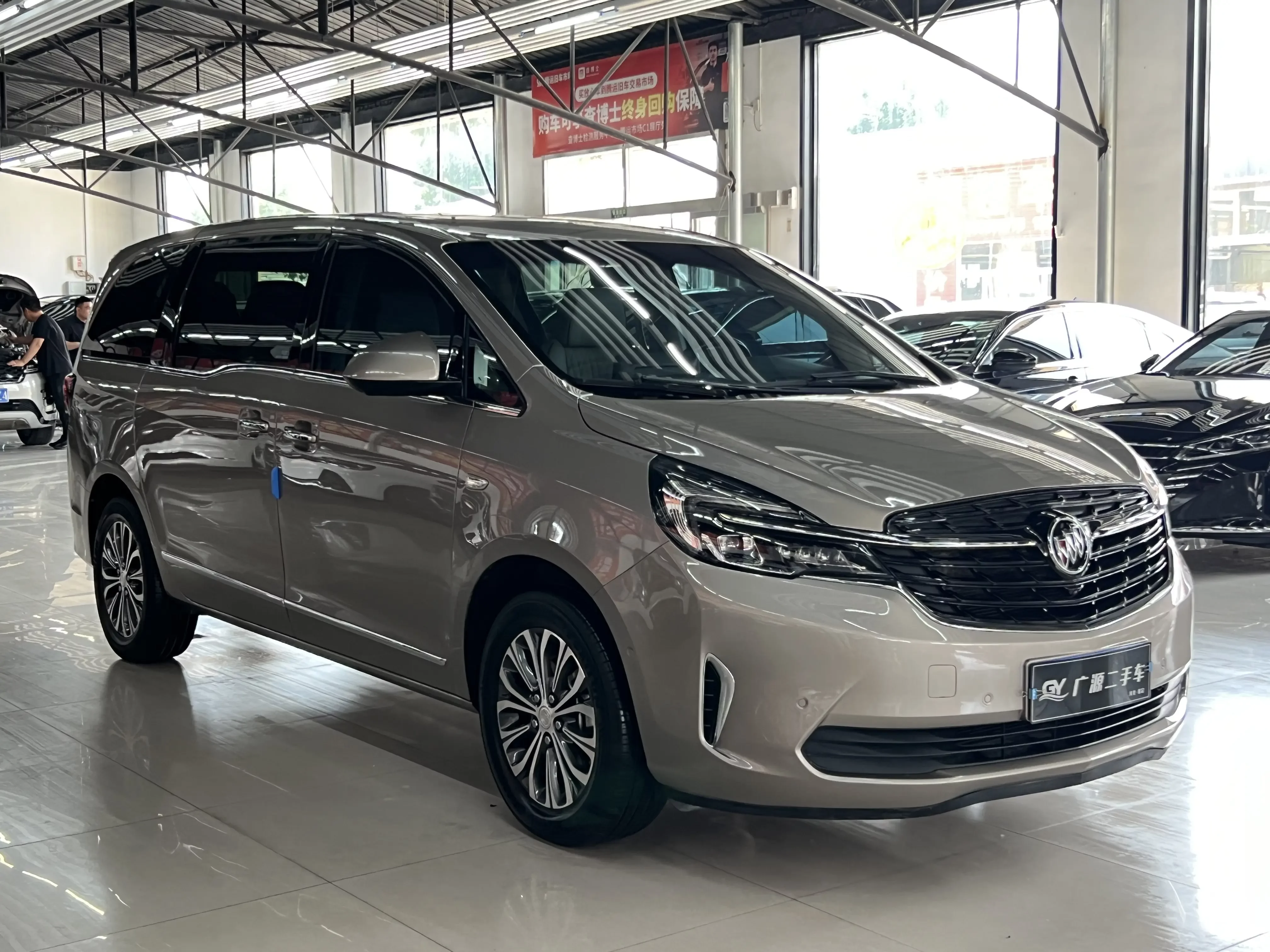 Buick GL8