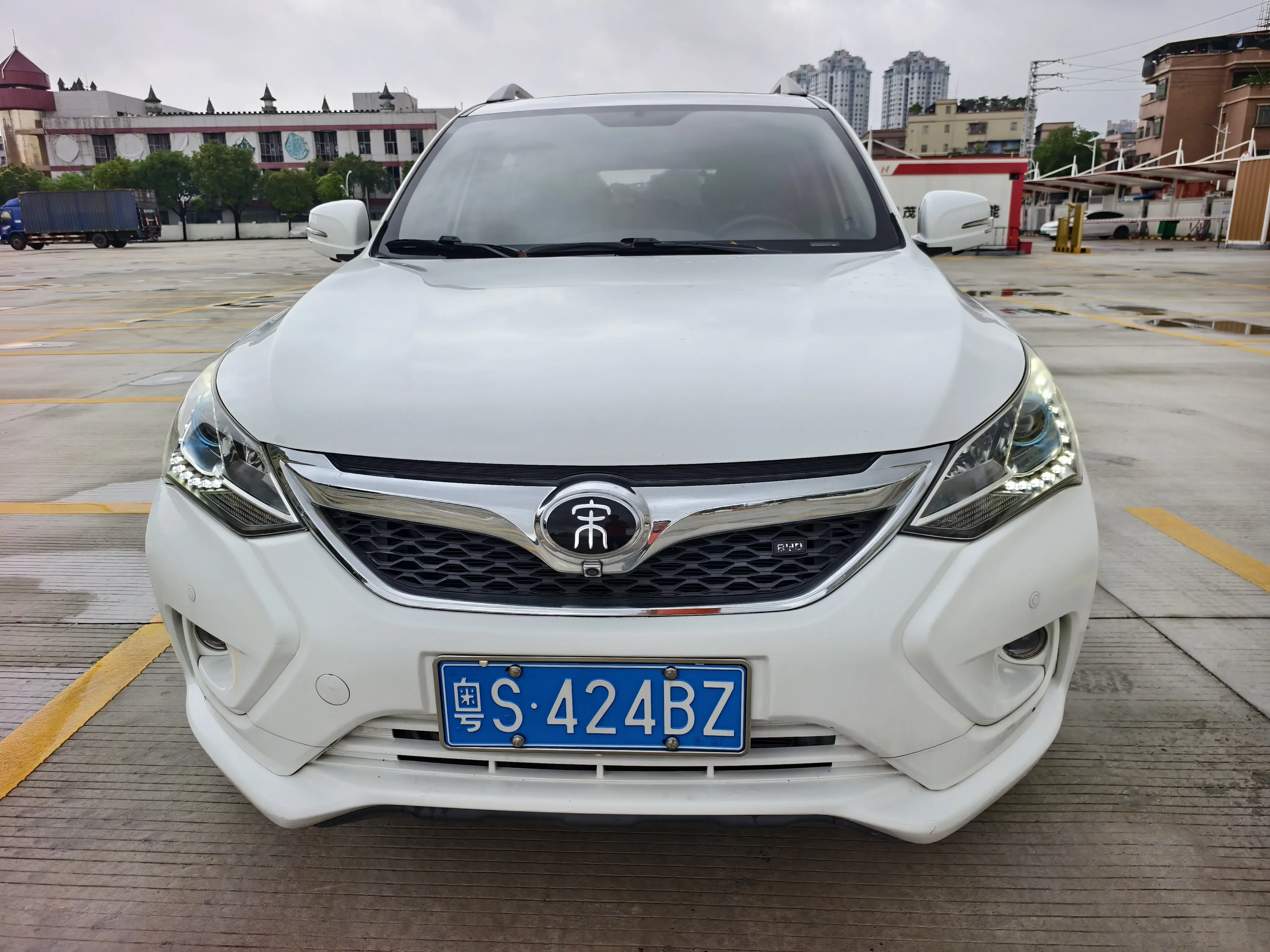 BYD Song