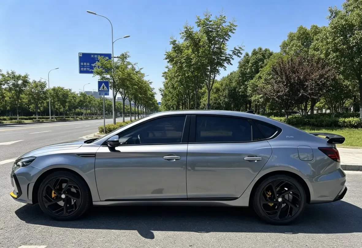 MG 6