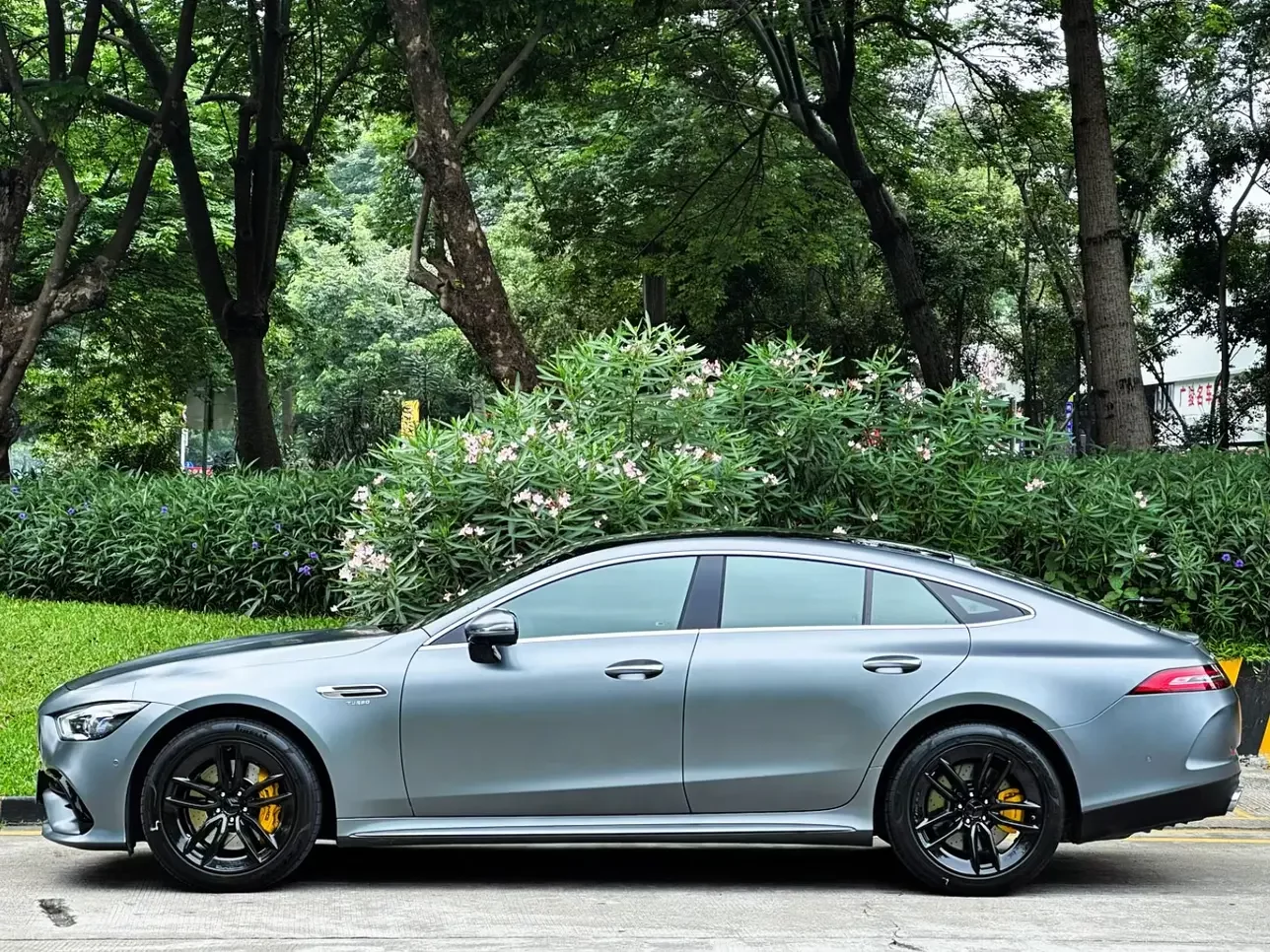 Mercedes-Benz AMG GT