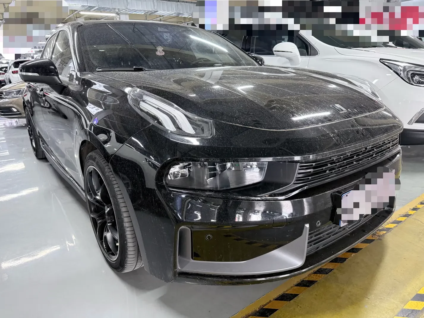 Lynk & Co 03