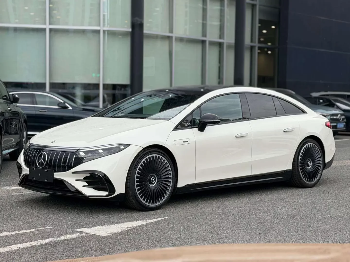 Mercedes-Benz EQS AMG