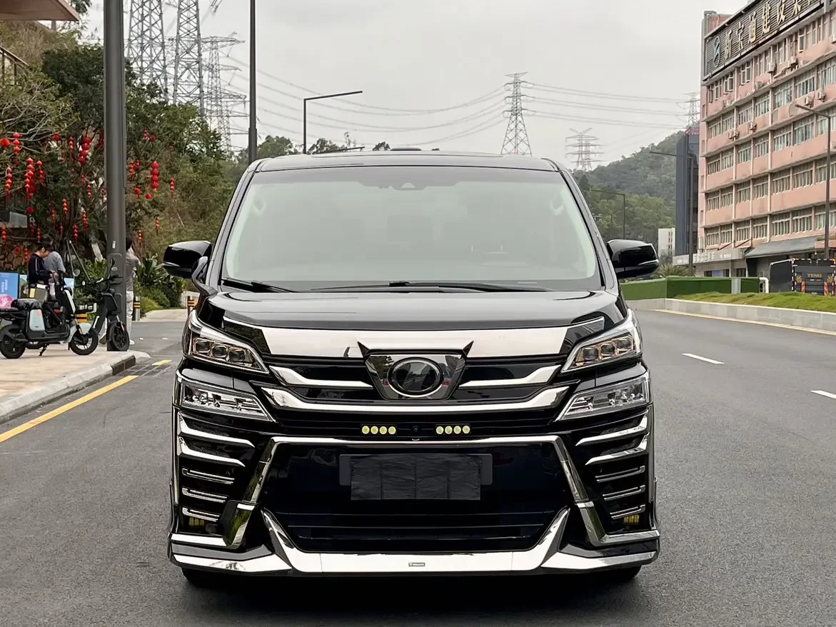 Toyota Crown Wellfire