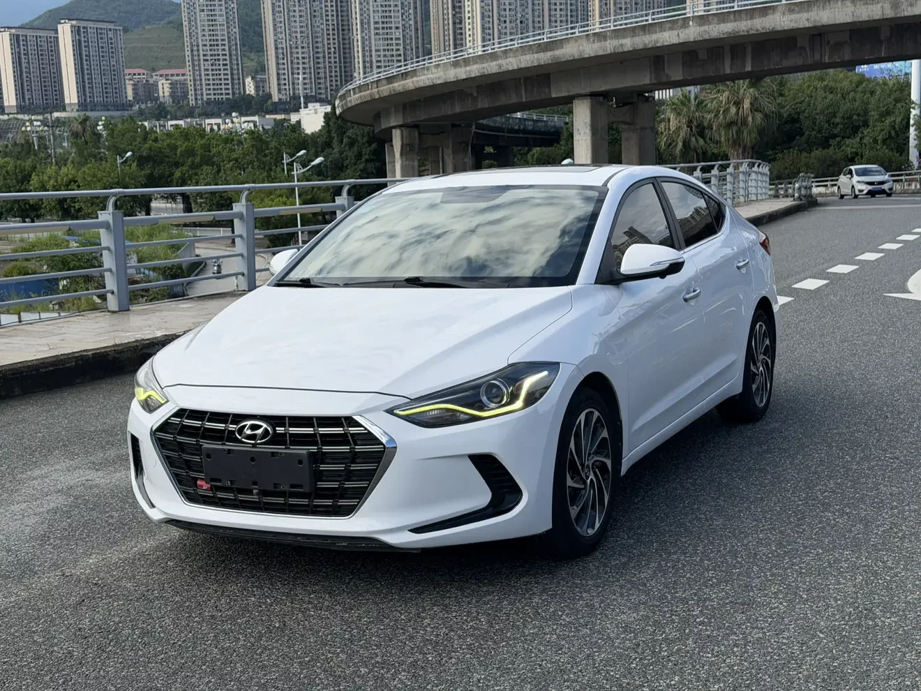 Hyundai lead