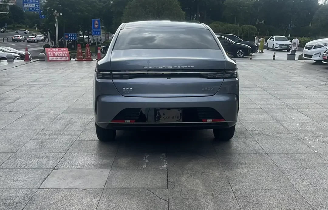 BYD Destroyer 05