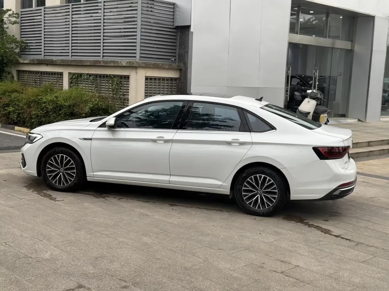 Volkswagen Sagitar