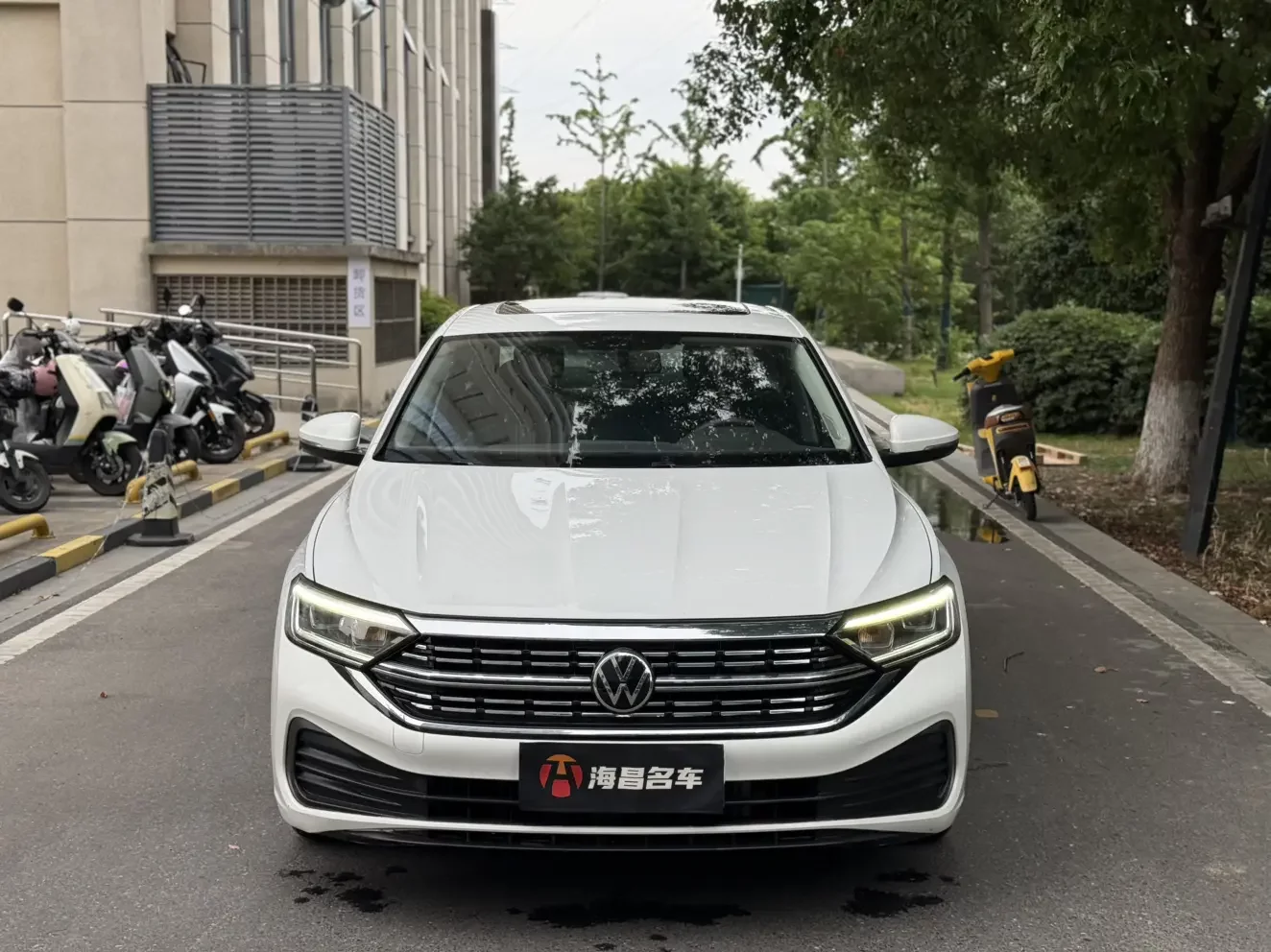Volkswagen Sagitar