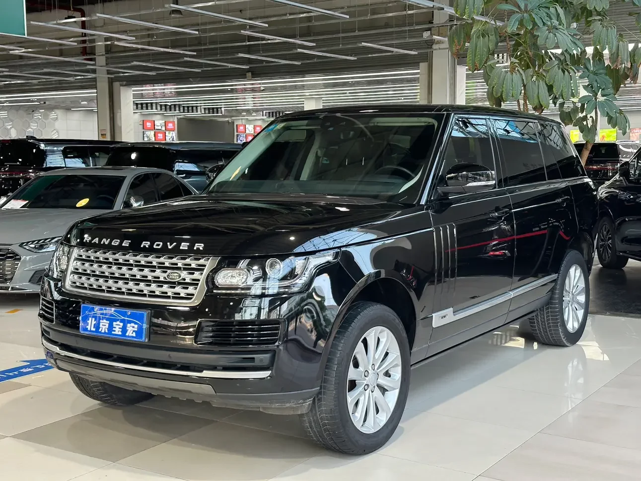 Land Rover range rover