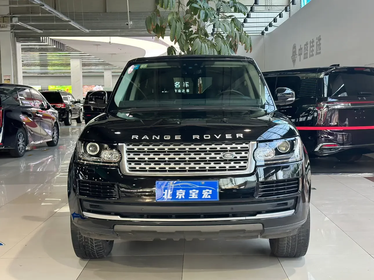 Land Rover range rover