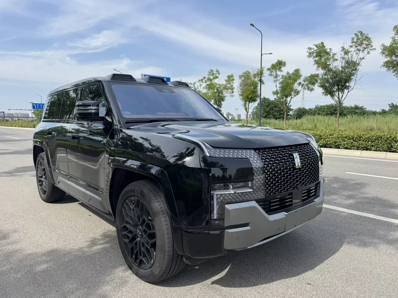 BYD Yangwang U8
