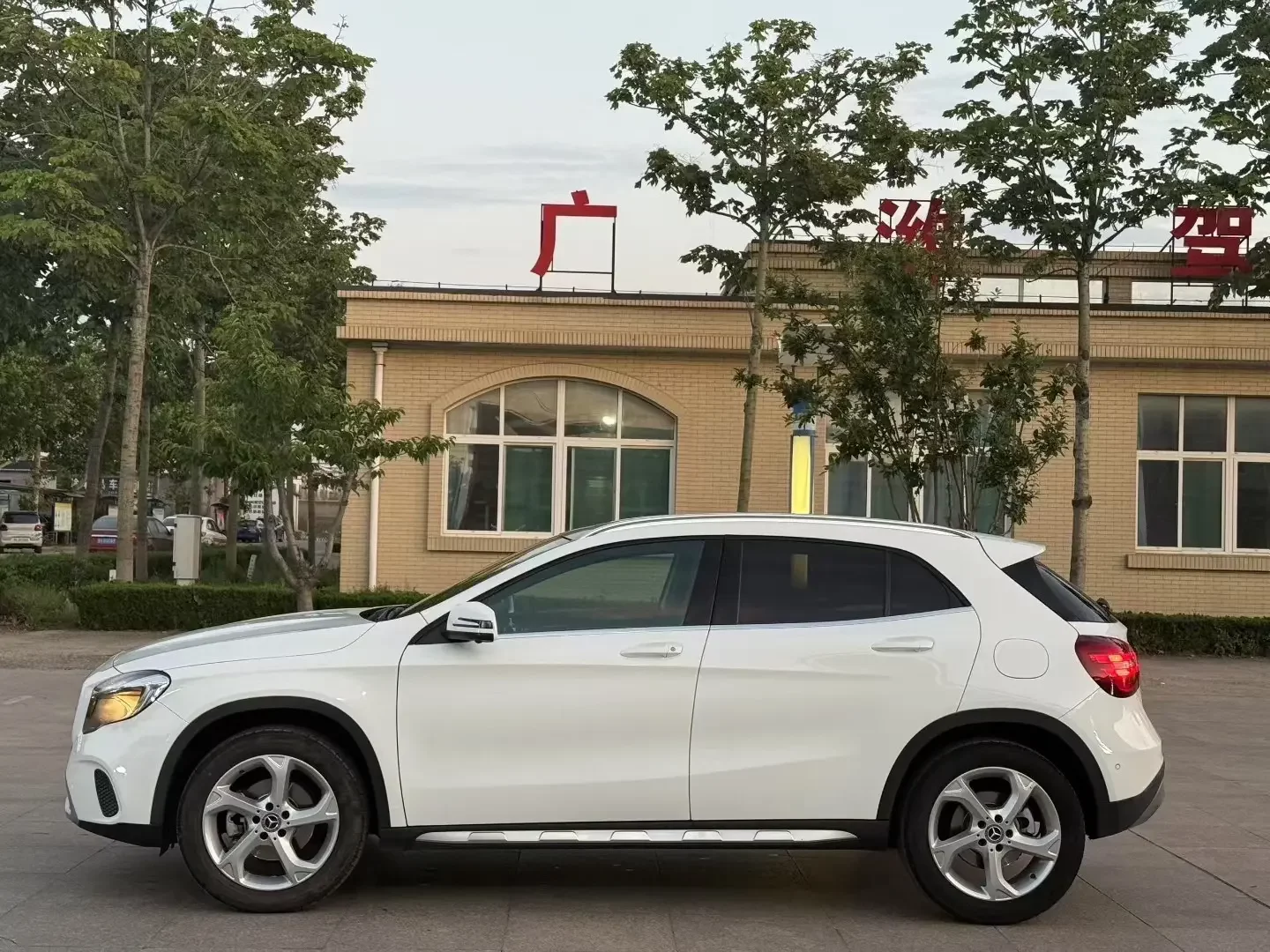 Mercedes-Benz GLA