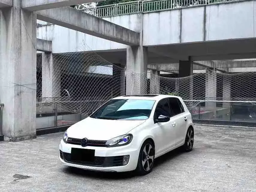 Volkswagen Golf GTI  из Китая