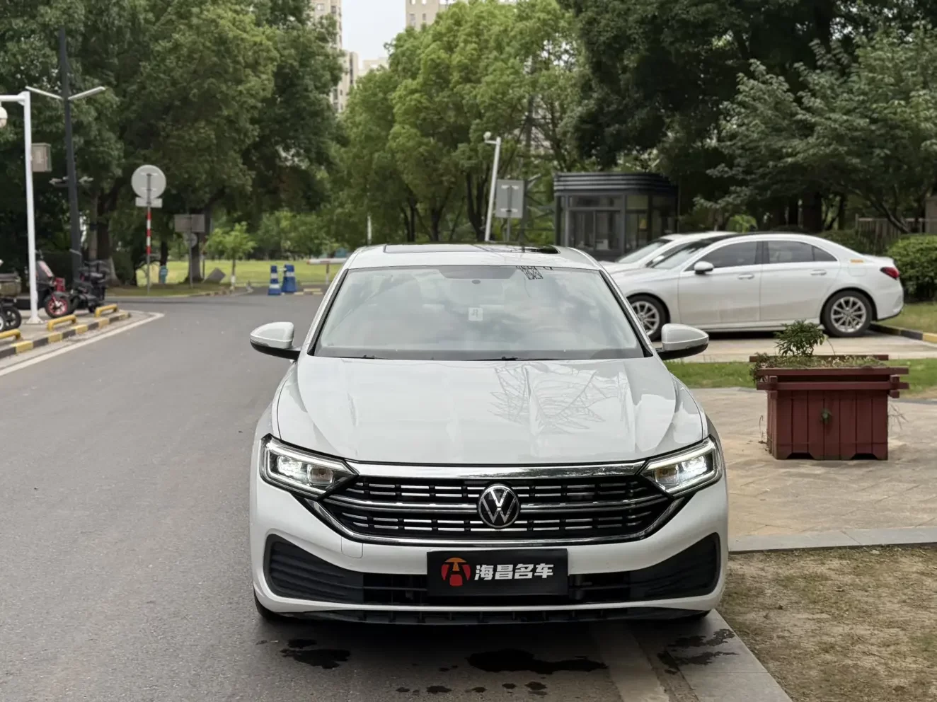 Volkswagen Sagitar
