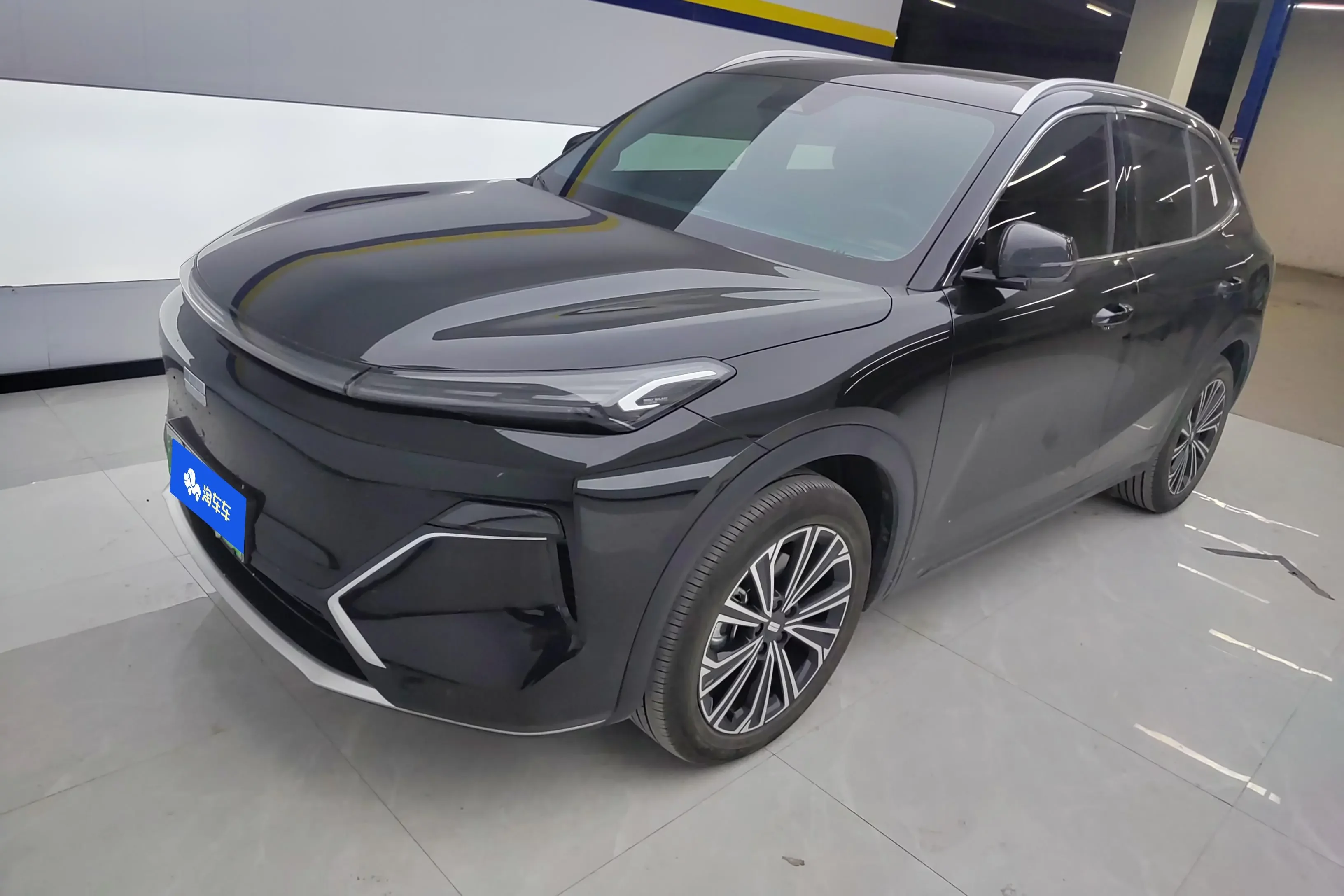Geely Galaxy Starship 7 EM-i