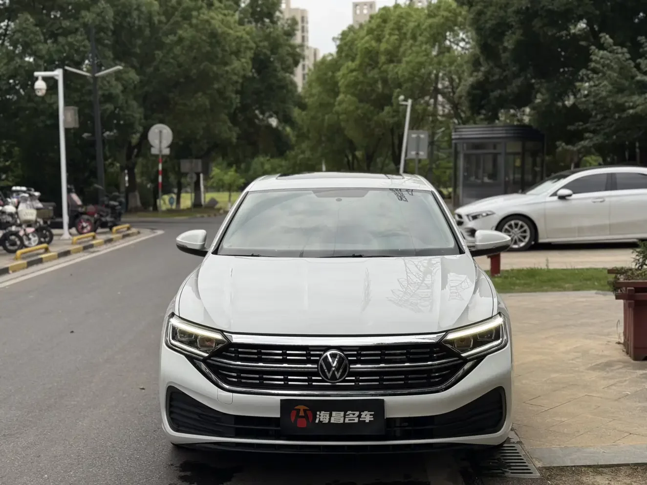 Volkswagen Sagitar