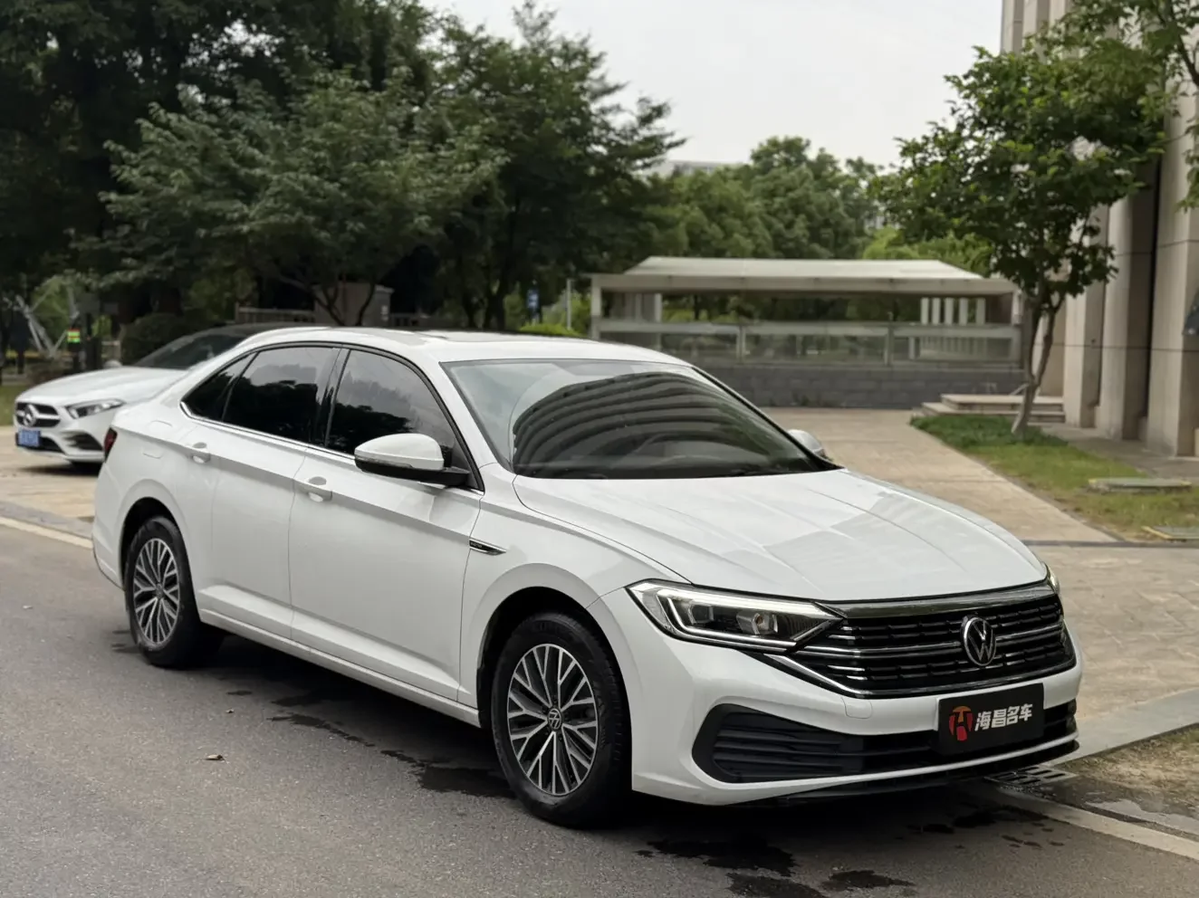 Volkswagen Sagitar