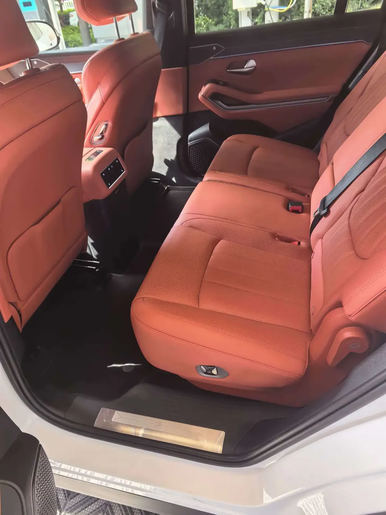 BYD Tang L EV