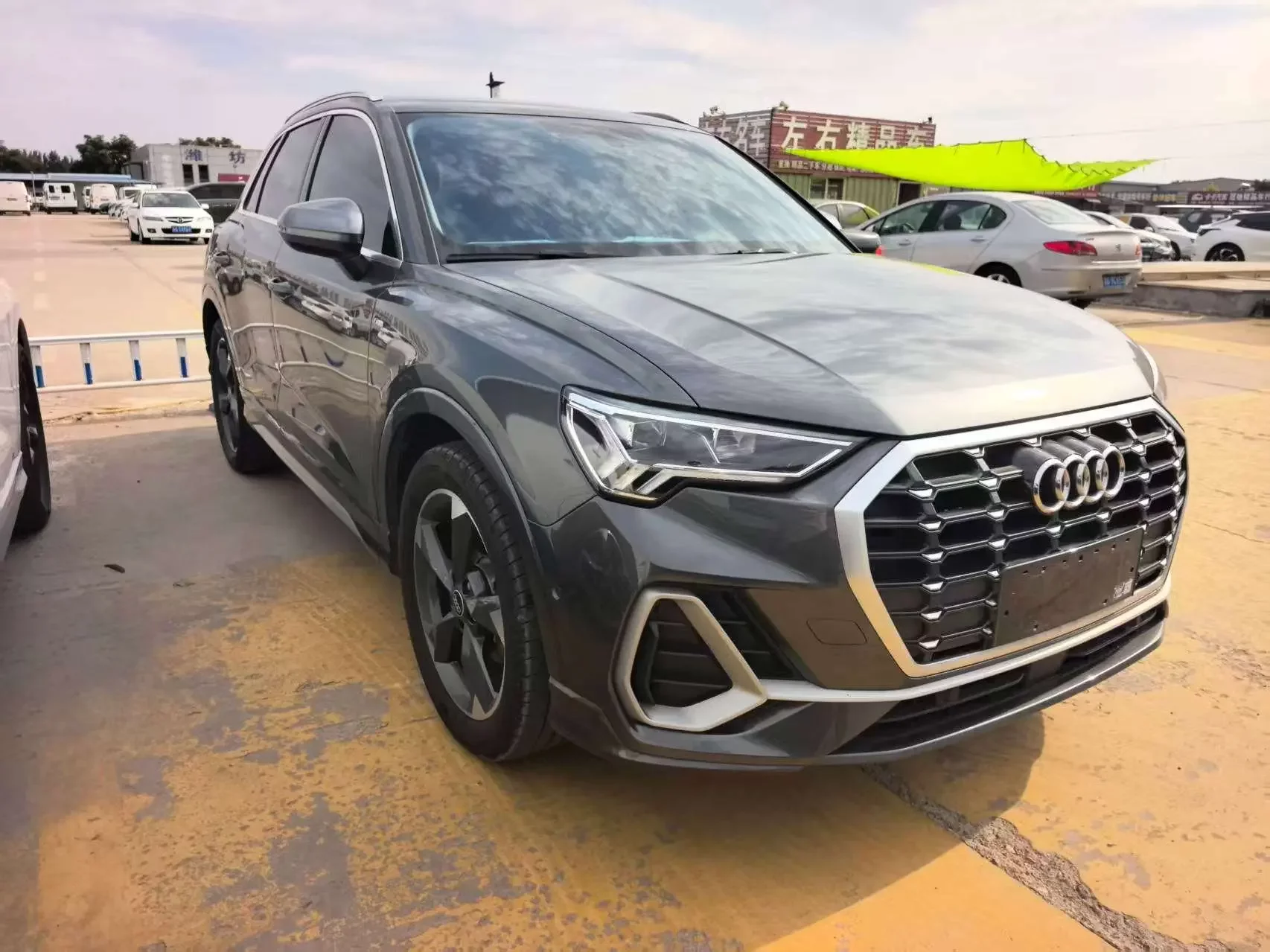 Audi Q3